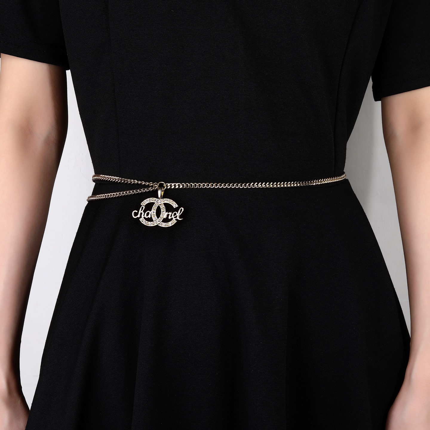 Chanel CC Script Crystal Pearl Waist Chain necklace Light gold metal with clear crystals and white pearl accents 80cm