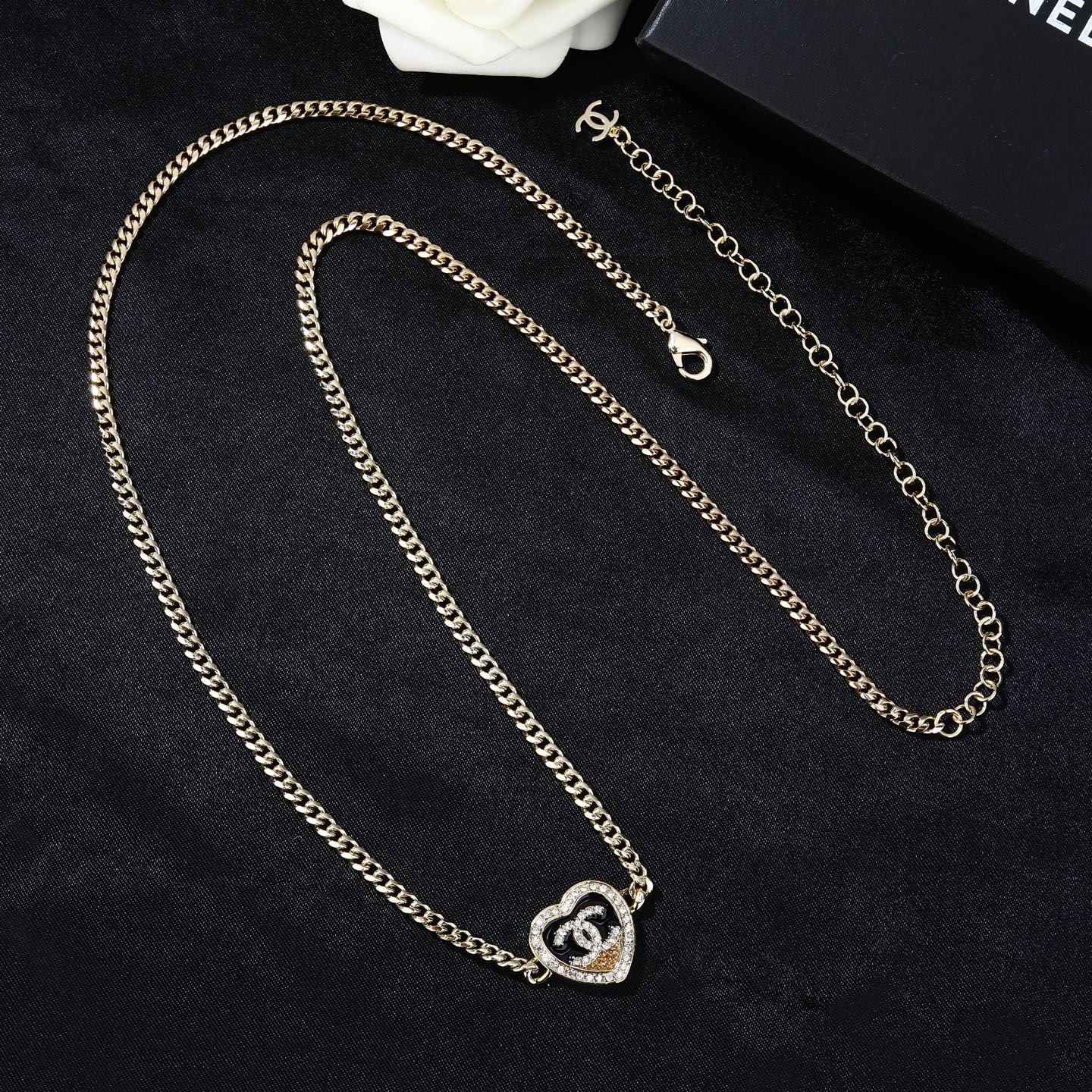 Chanel Goose Heart CC Choker necklace light gold metal black enamel clear crystal rhinestones 40cm with 5cm extender