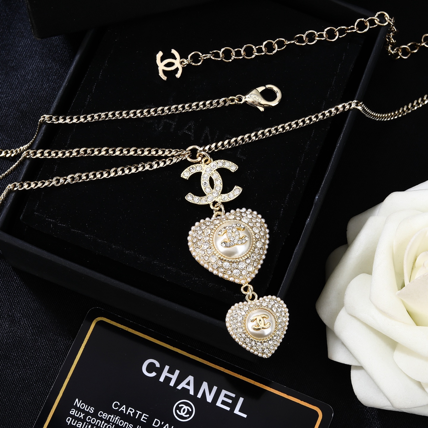 Chanel Goose Double Heart CC Charm Waist Chain necklace Gold-tone metal clear crystal cream faux pearl 80cm