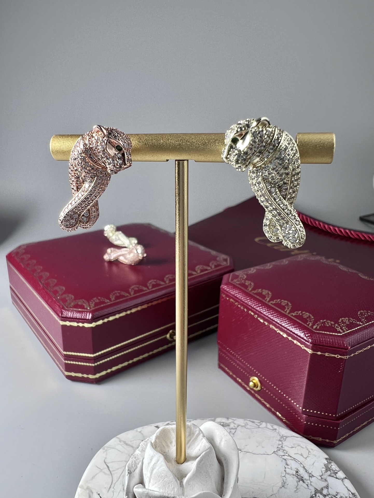 Cartier Panthere de Cartier earrings yellow gold pave diamonds black onyx 2 5cm length