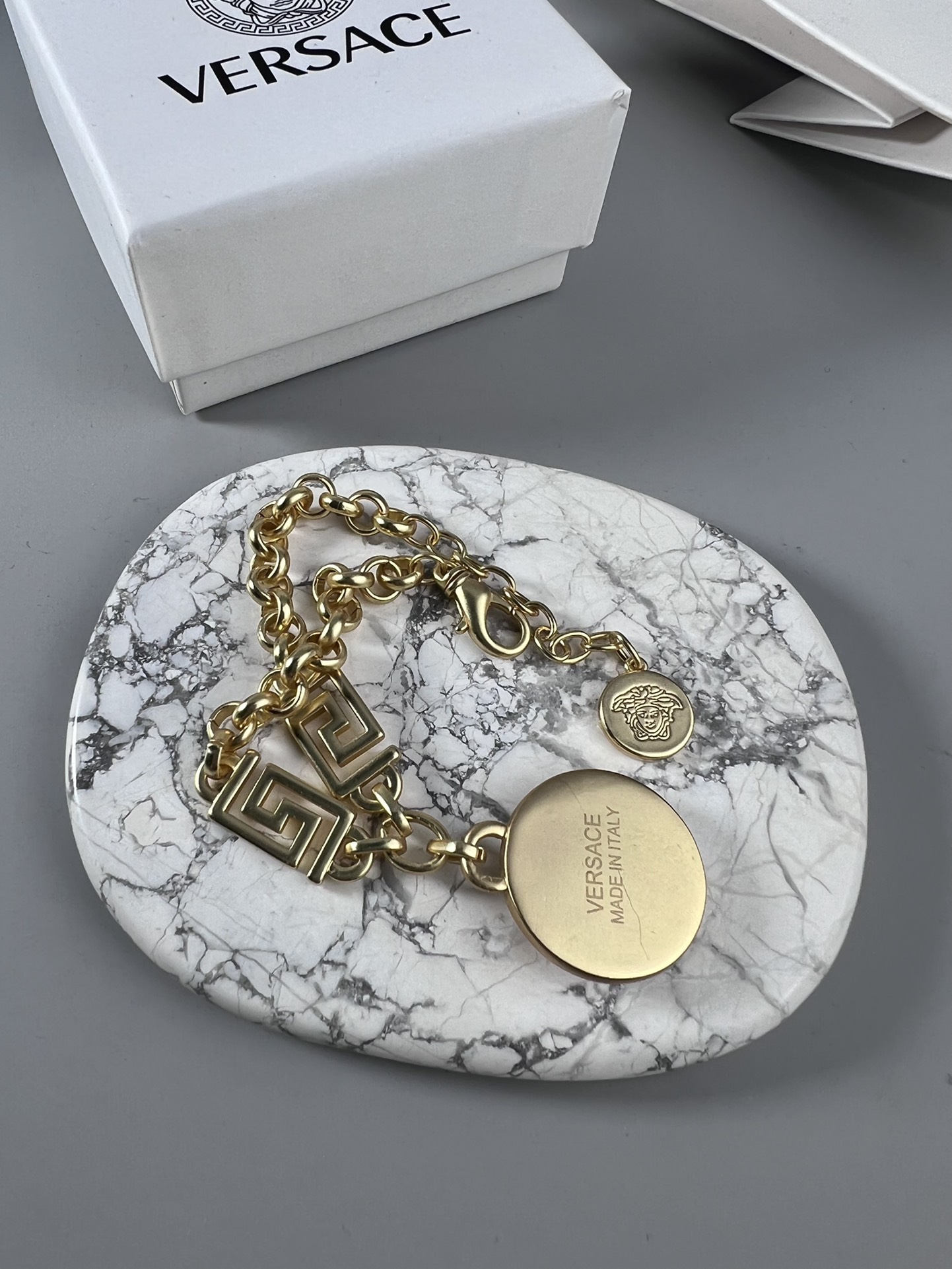 Luxury necklace