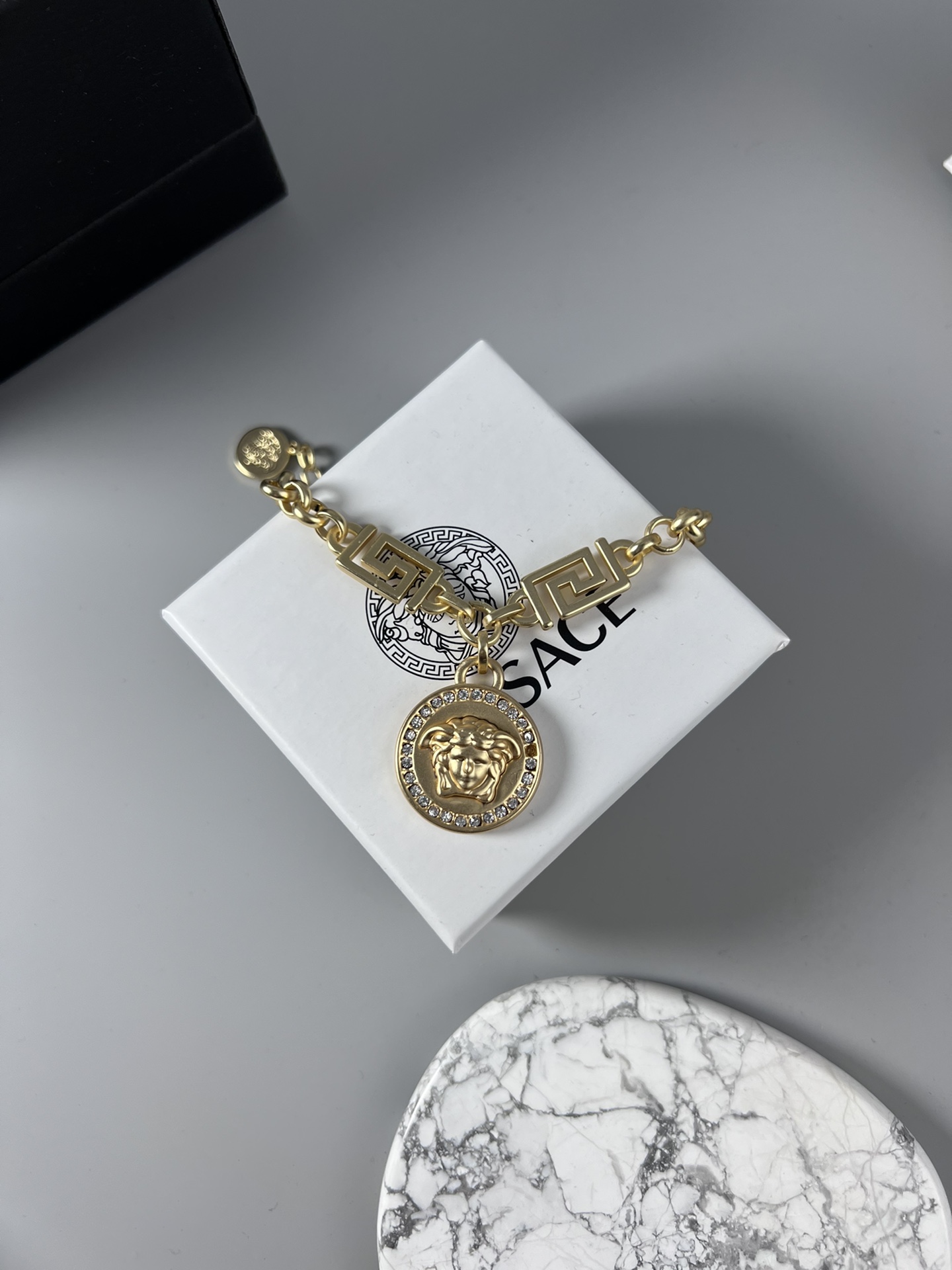 Luxury necklace