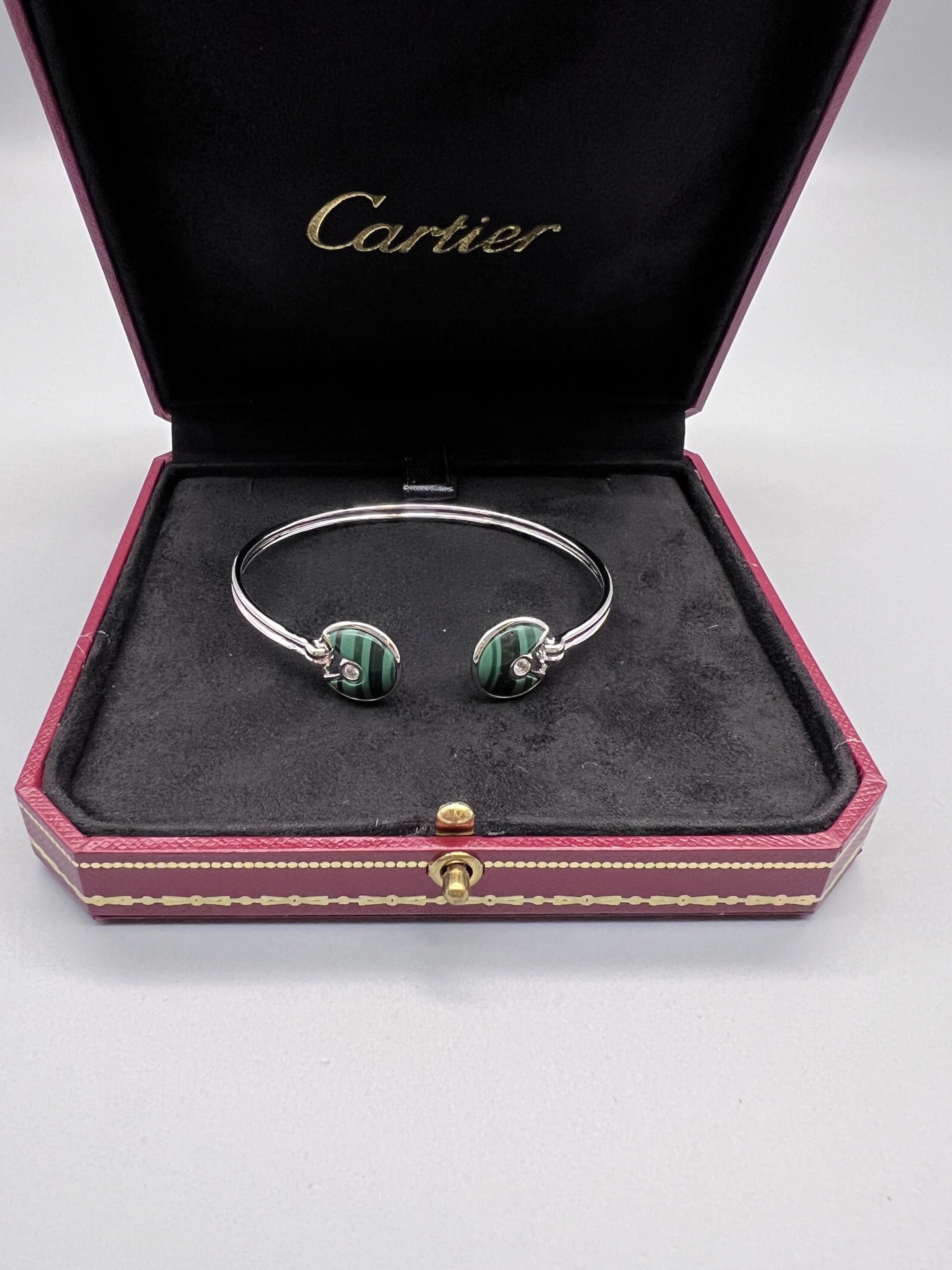 Cartier Amulette de Cartier bracelet White gold green malachite diamond 17