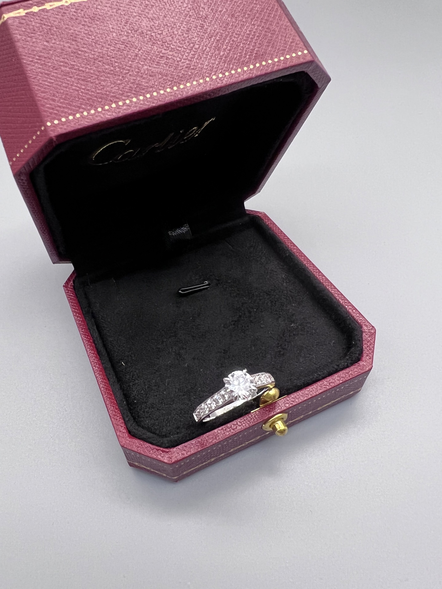 Cartier Solitaire 1895 ring platinum white gold clear diamond 52