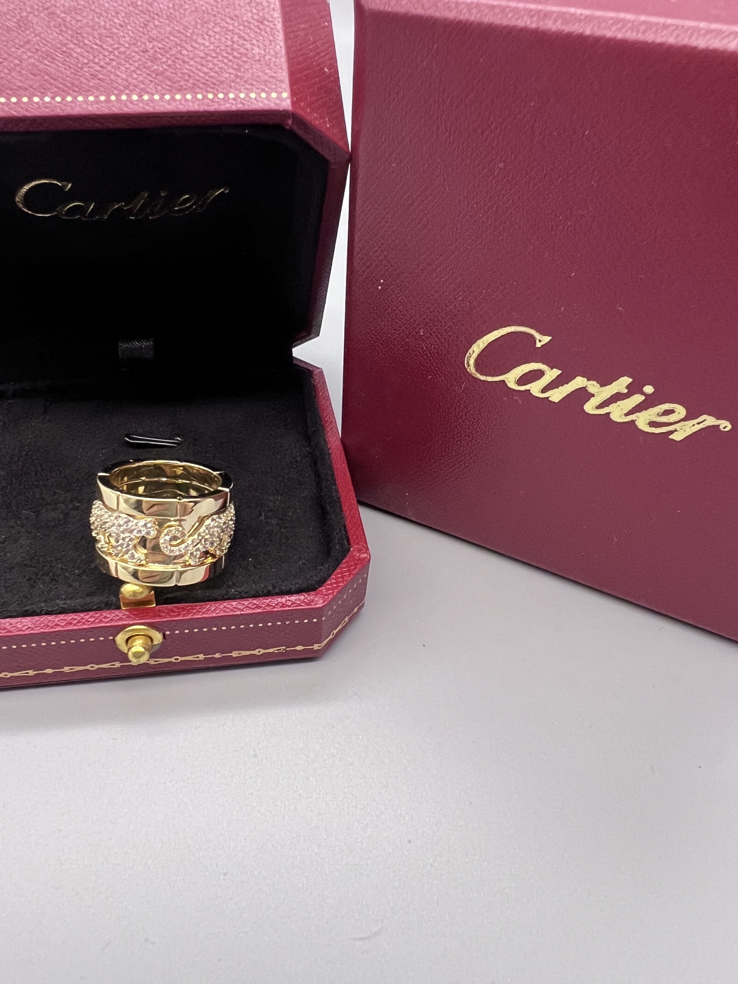 Cartier Panthere de Cartier ring yellow gold clear diamond 54