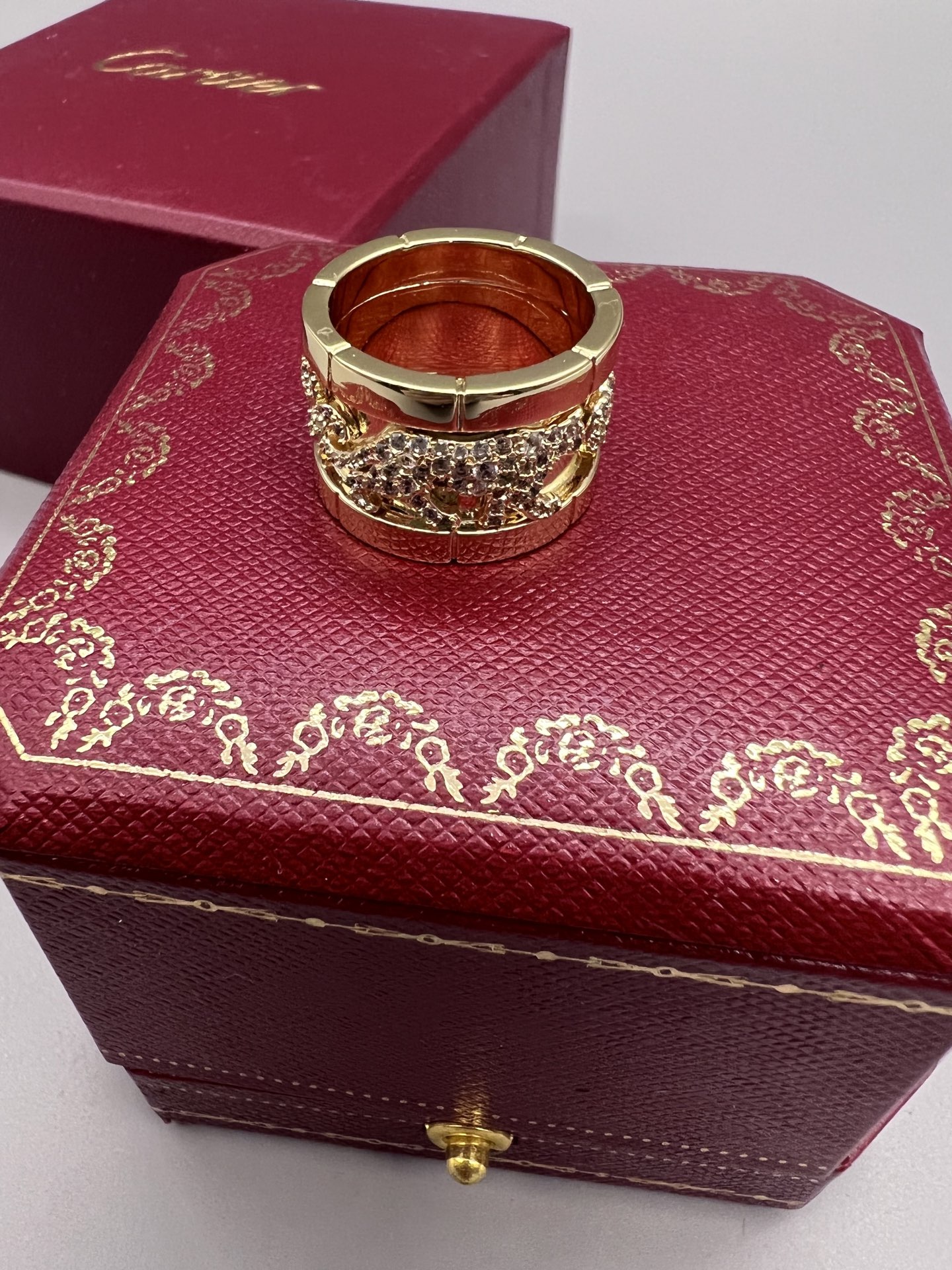Cartier Panthere de Cartier ring yellow gold clear diamond 54