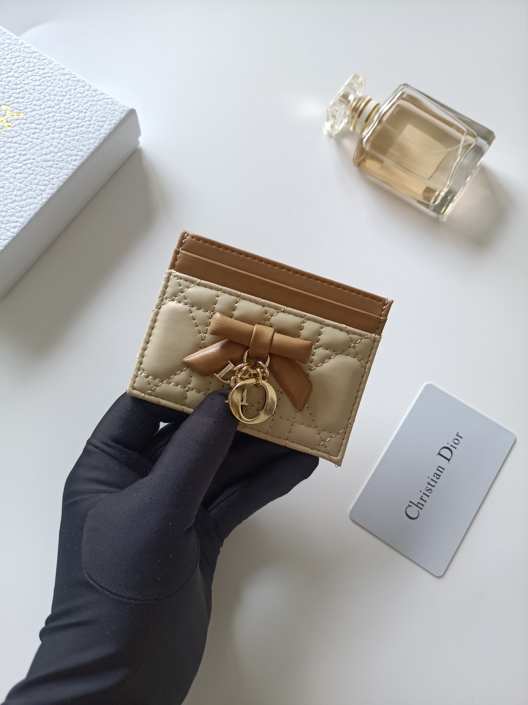 Dior Lady Dior Bow Charm Card Holder brooch Beige and tan leather with gold-tone metal hardware 10 5 8 0 5cm