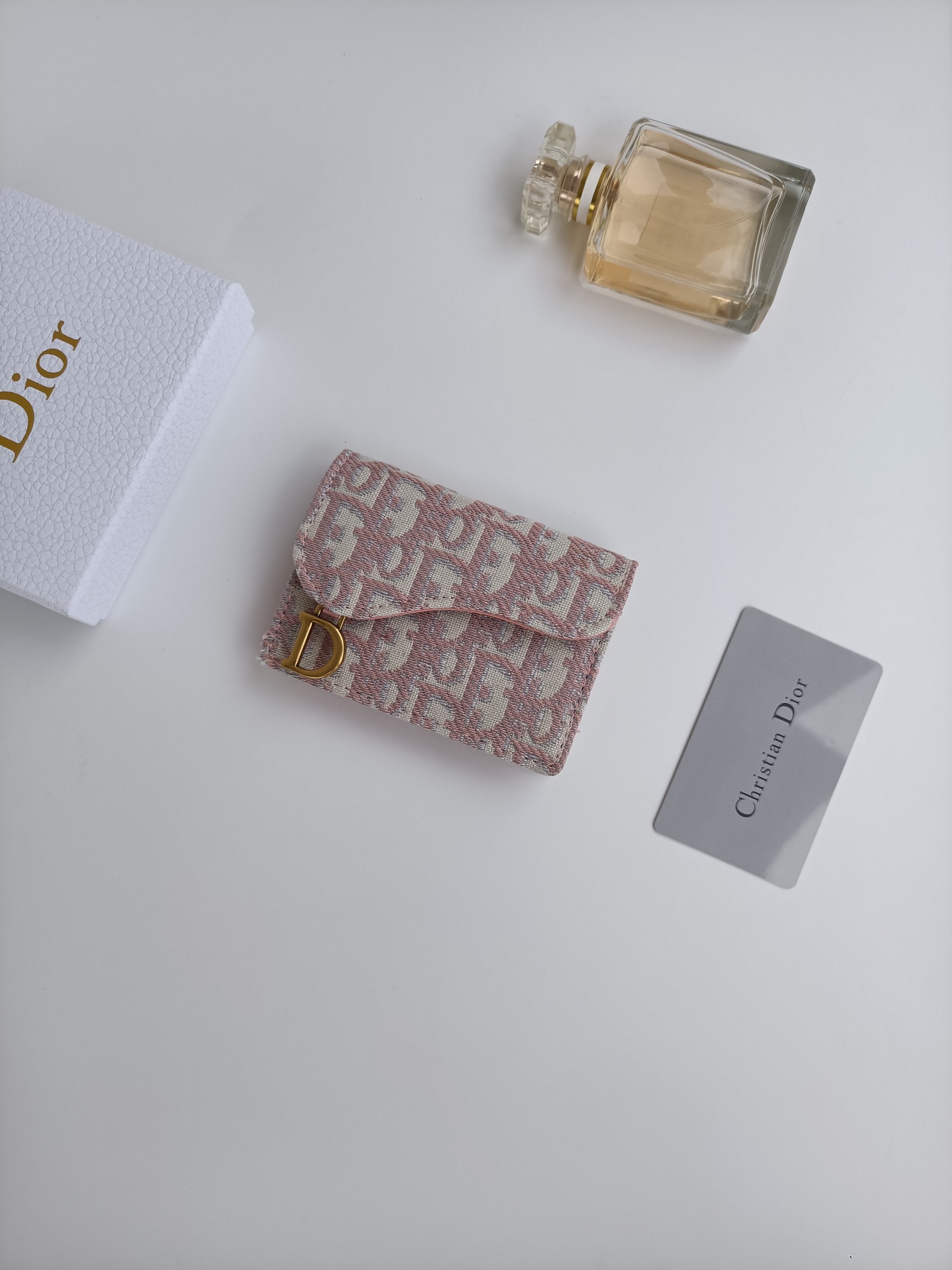 Dior Dior Oblique Saddle Card Holder card holder Pink and off-white oblique jacquard canvas with gold-tone metal hardware 11 7 5 2 5cm