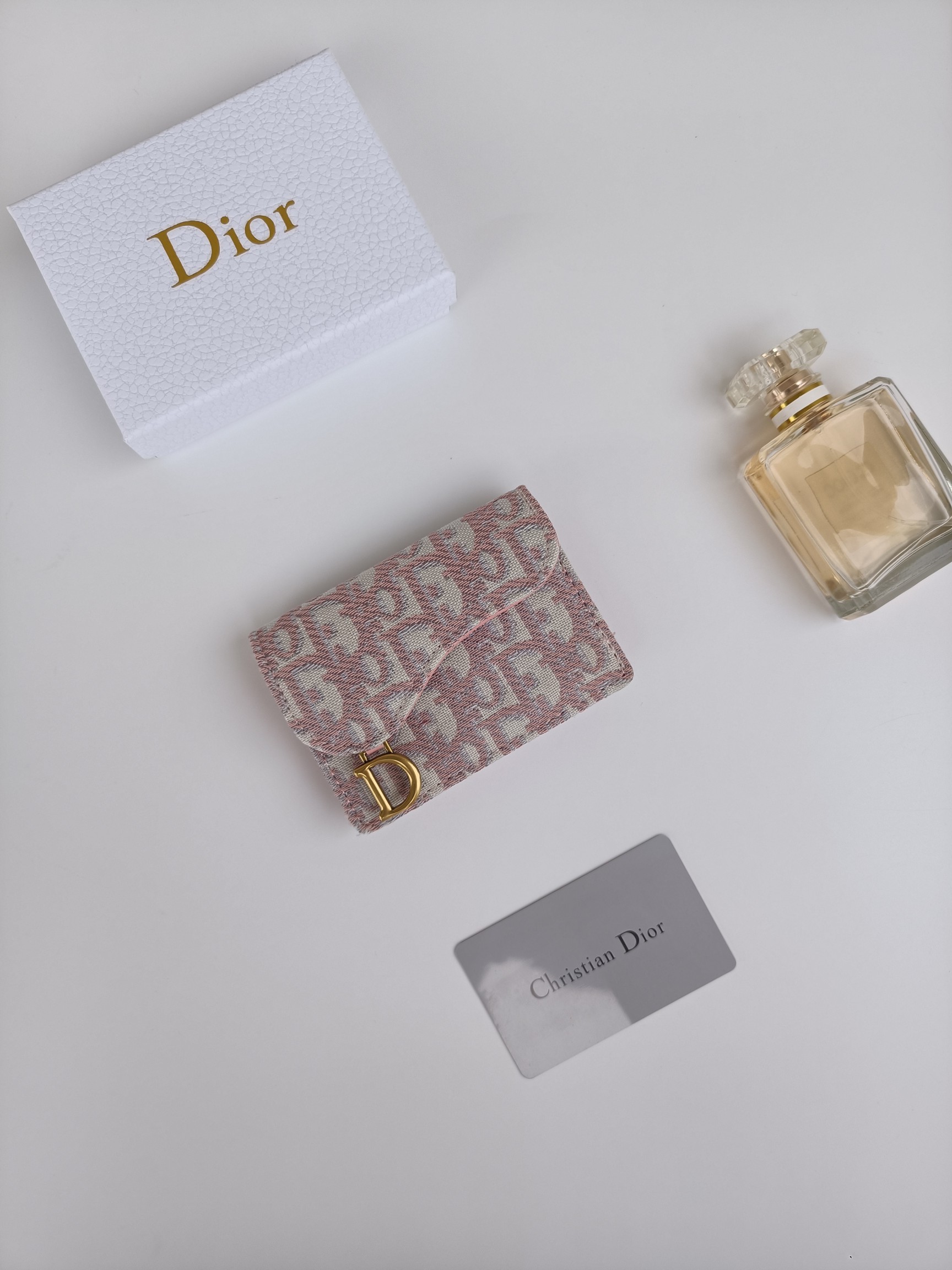 Dior Dior Oblique Saddle Card Holder card holder Pink and off-white oblique jacquard canvas with gold-tone metal hardware 11 7 5 2 5cm