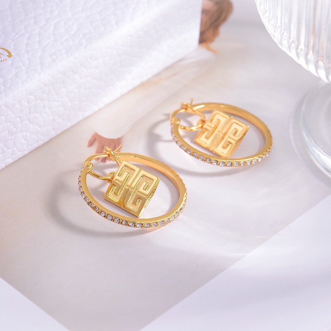 Luxury necklace