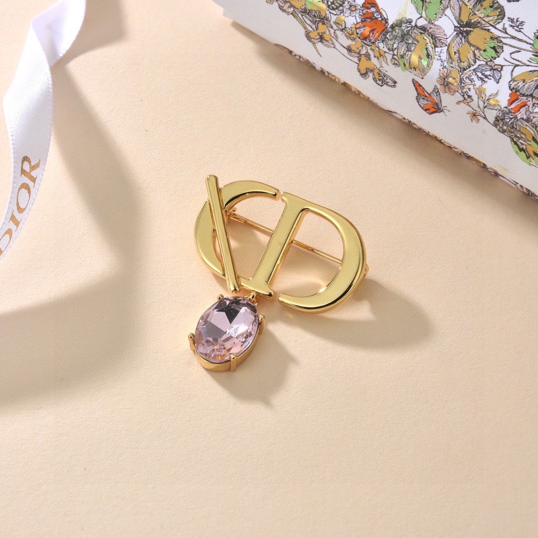 Dior CD Logo Pink Crystal Brooch brooch gold-tone metal light pink faceted crystal 3 5cm width
