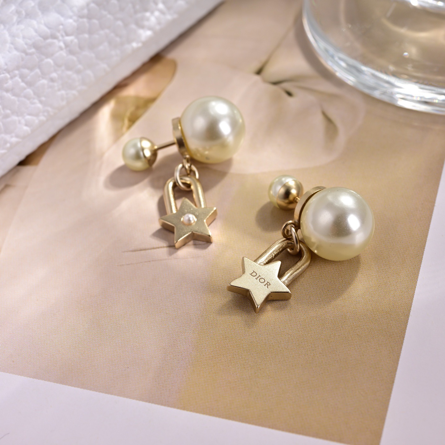 Dior Tribales earrings Gold-tone metal with white resin pearl accents One Size