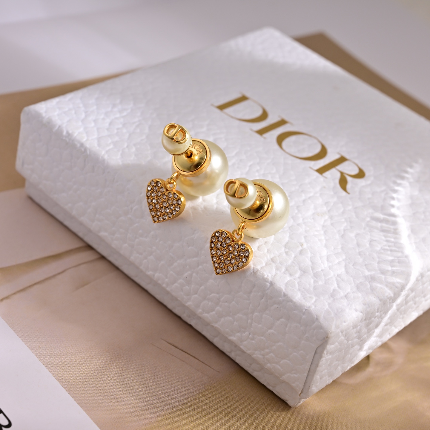 Dior Tribales earrings Gold-tone metal with cream white resin pearls and clear crystal pave heart charms One Size