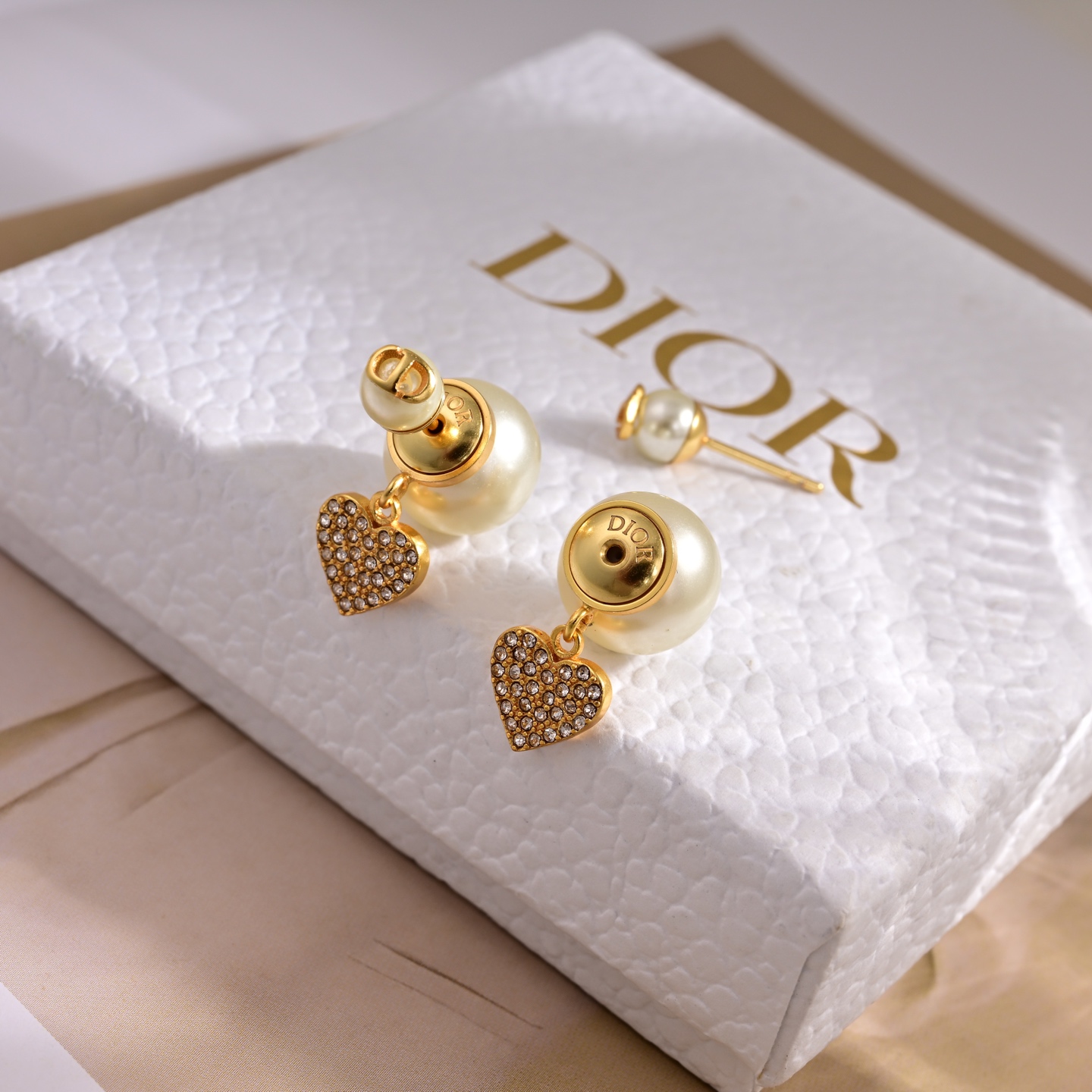 Dior Tribales earrings Gold-tone metal with cream white resin pearls and clear crystal pave heart charms One Size