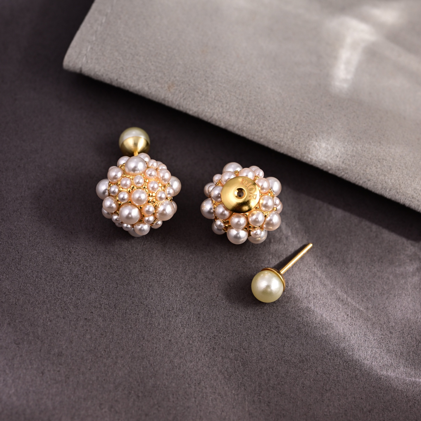 Dior Tribales Pearl Cluster Earrings 2025 New earrings gold-tone metal with white pearls 1 2cm diameter front pearl cluster 0 6cm diameter back pearl stud