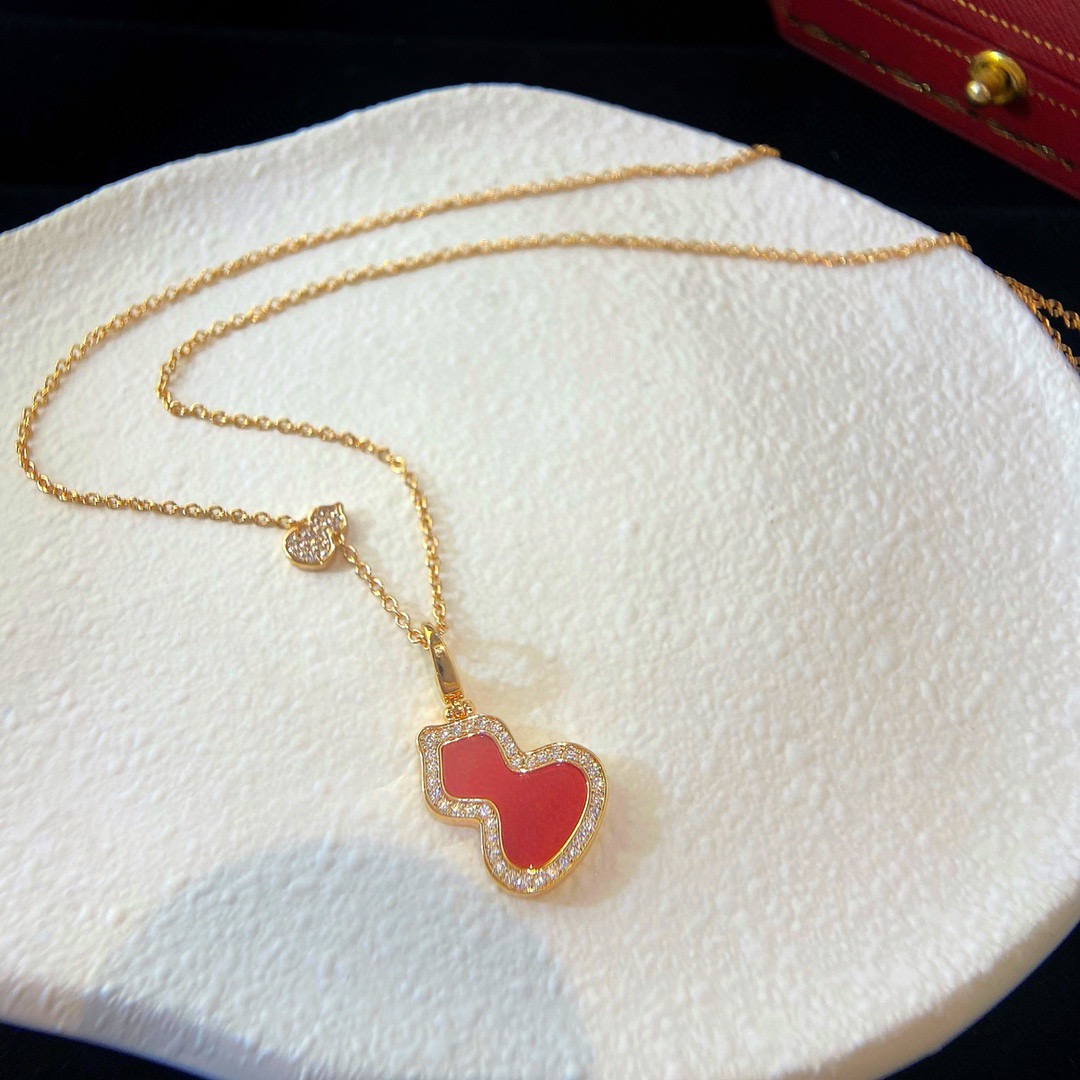 Qeelin WULU necklace 18K rose gold 18K yellow gold red carnelian clear diamond 42cm
