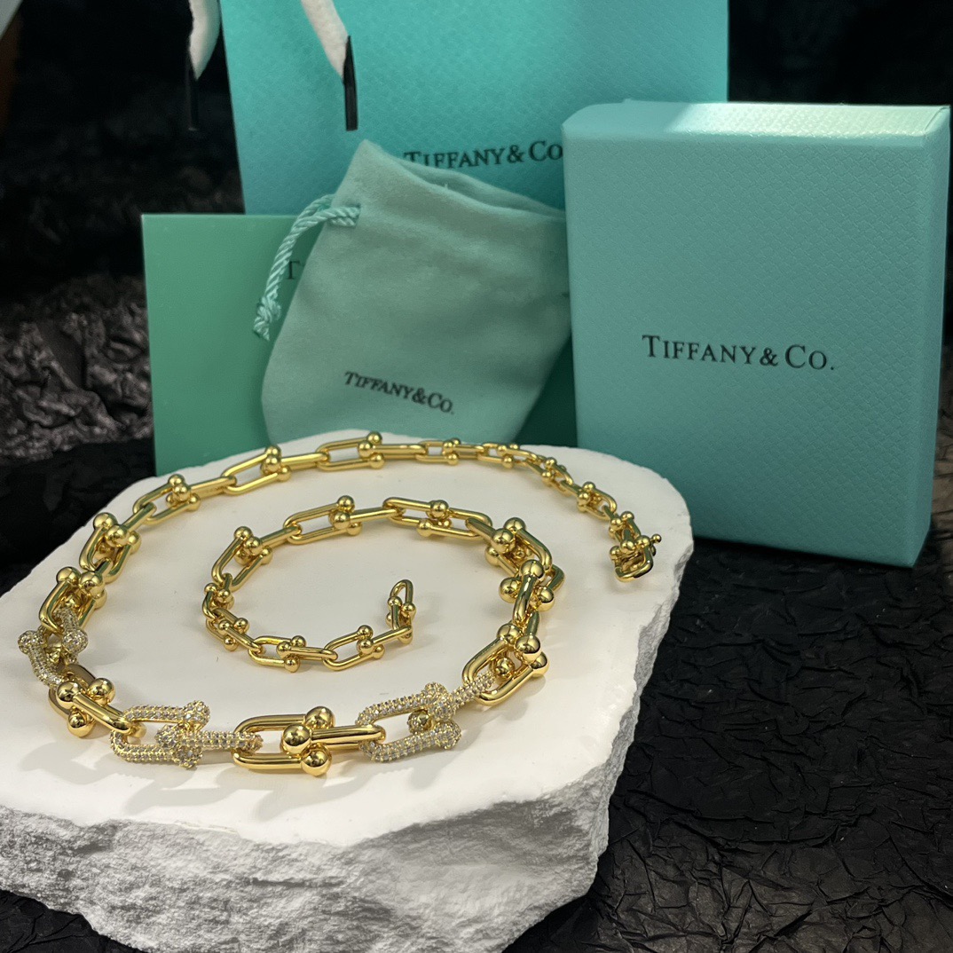 Tiffany Co Tiffany HardWear necklace 18k yellow gold with pave diamond accents 18 inches
