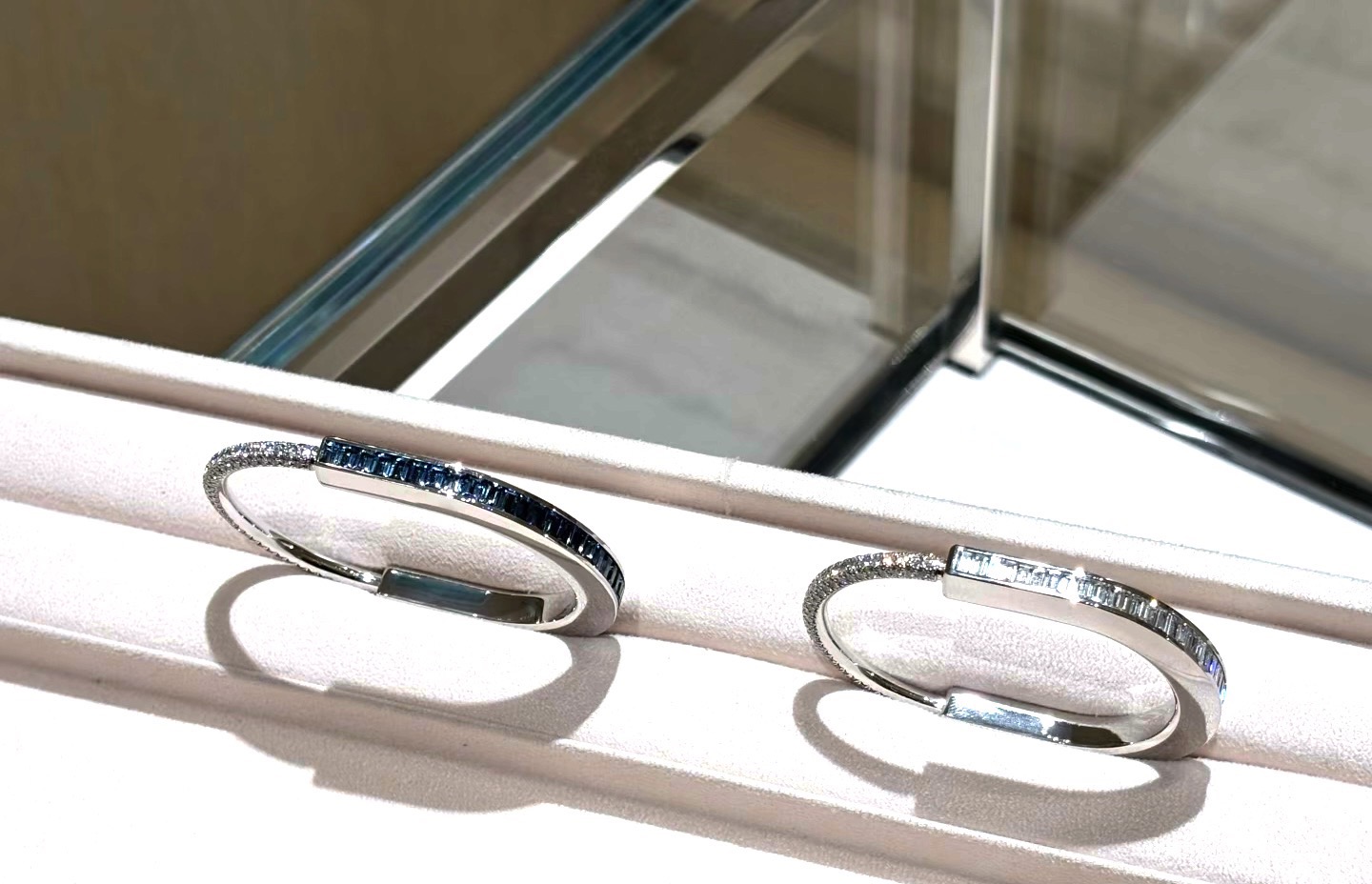 Tiffany Co Tiffany Lock bracelet 18k white gold blue aquamarine white diamond 17cm inner circumference