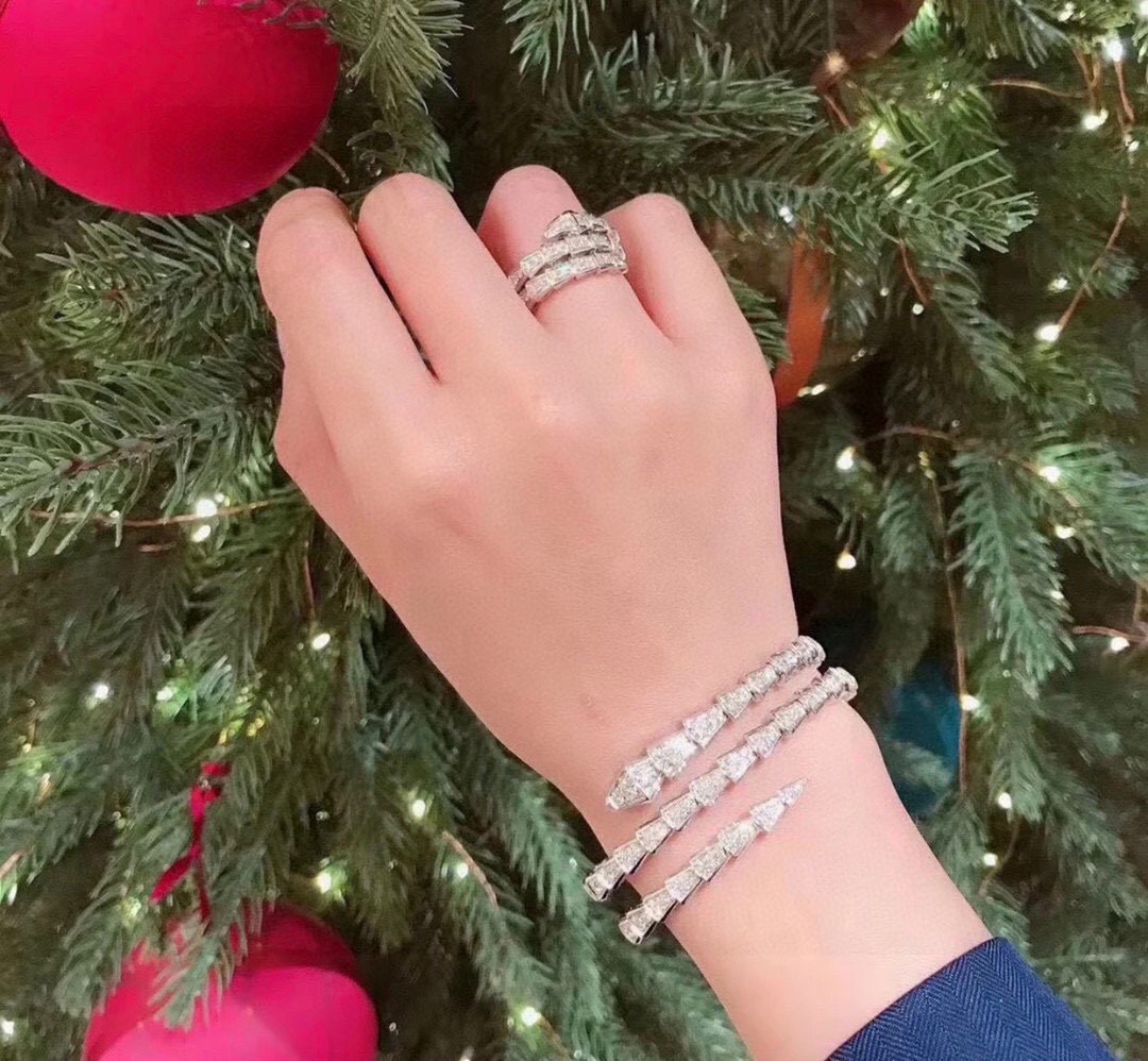 Bvlgari Serpenti Viper bracelet 18k white gold with pave diamonds 18k rose gold with pave diamonds 17cm