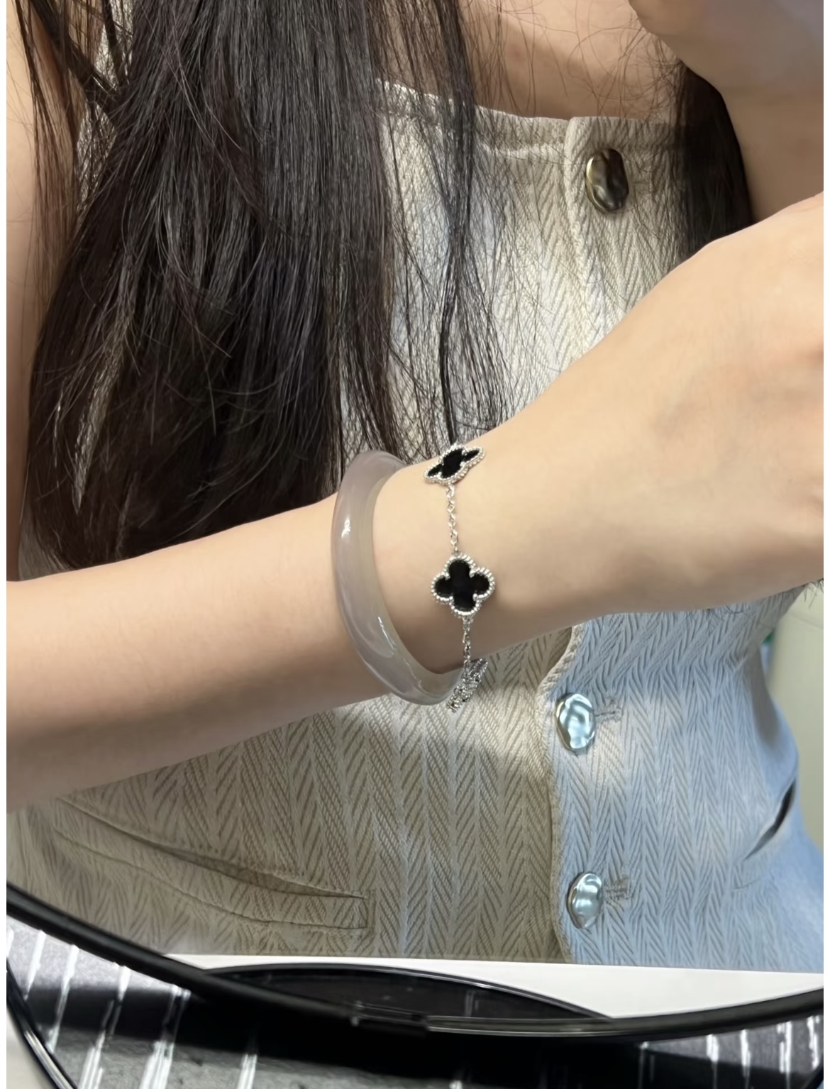 Van Cleef Arpels Pulsera Alhambra Metal oro blanco con motivos de tréboles de ónix negro 19cm