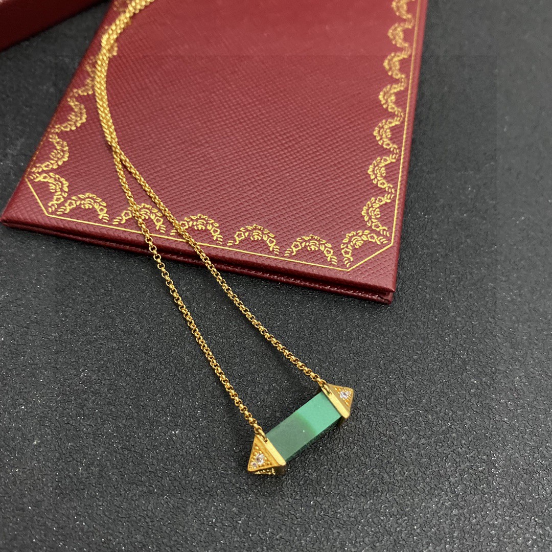 Cartier Les Berlingots de Cartier necklace 18k yellow gold green malachite clear diamond accents 42cm