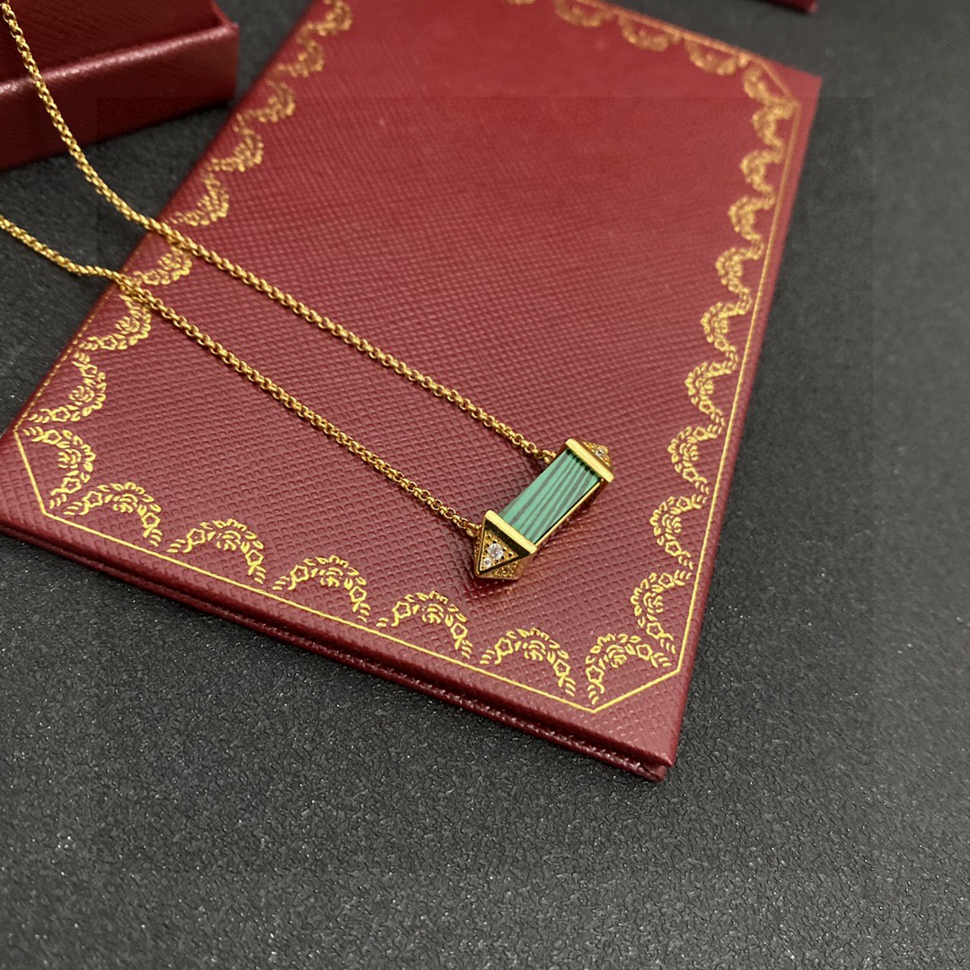 Cartier Les Berlingots de Cartier necklace 18k yellow gold green malachite clear diamond accents 42cm