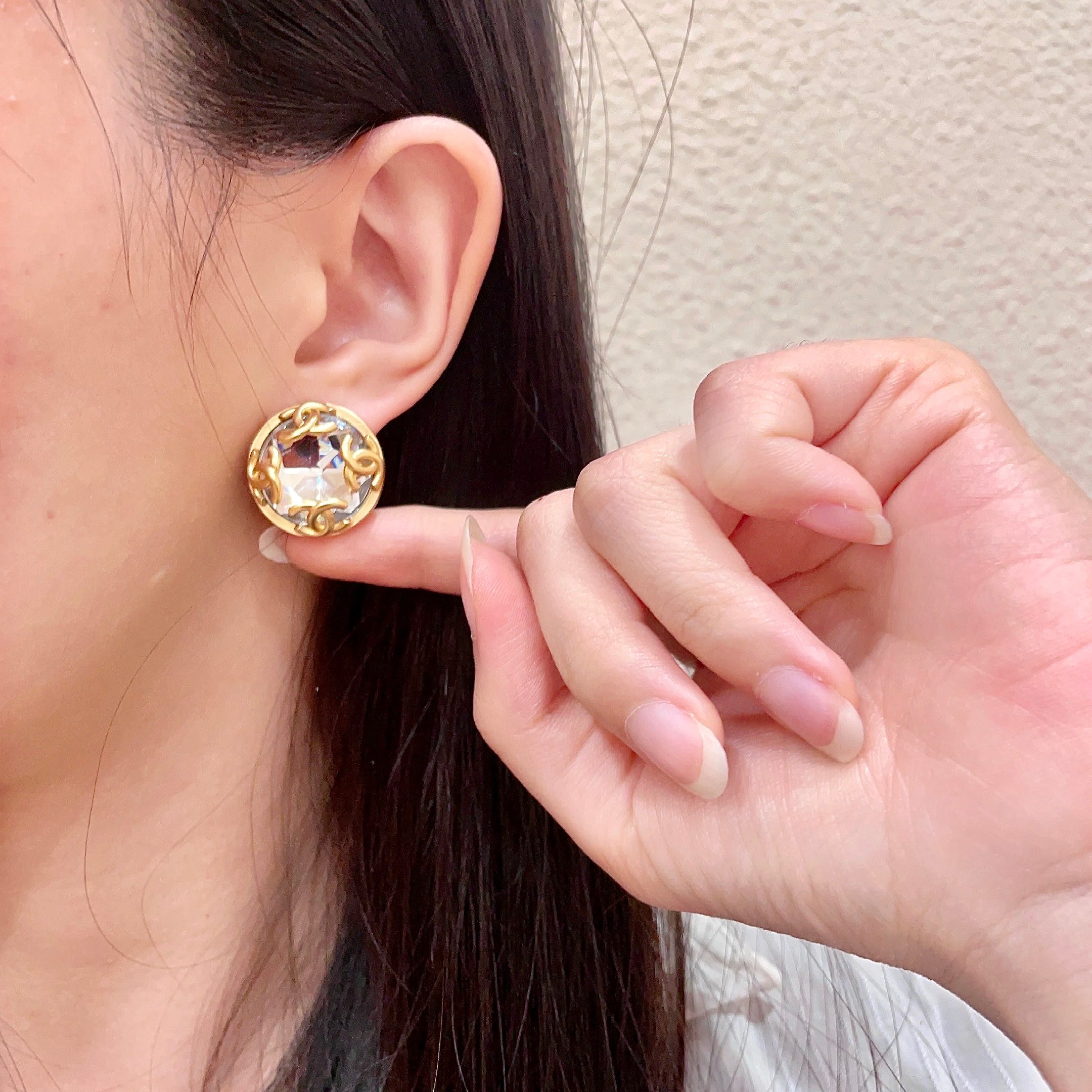 Chanel CC Logo Faceted Crystal Round Stud Earrings earrings Gold-tone metal with clear faceted crystal 2cm diameter