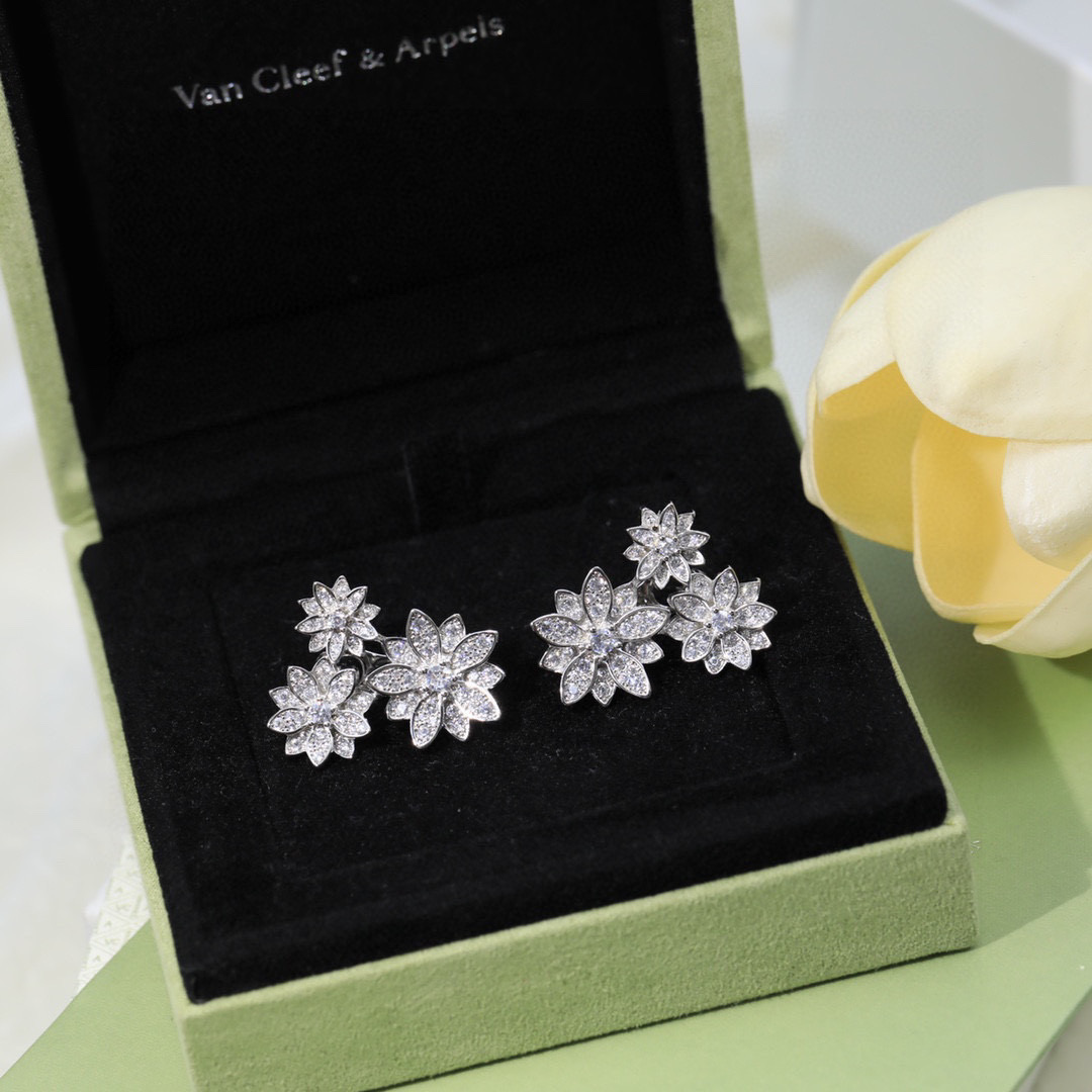 Van Cleef Arpels Lotus earrings 18k white gold diamond 16mm width per earring