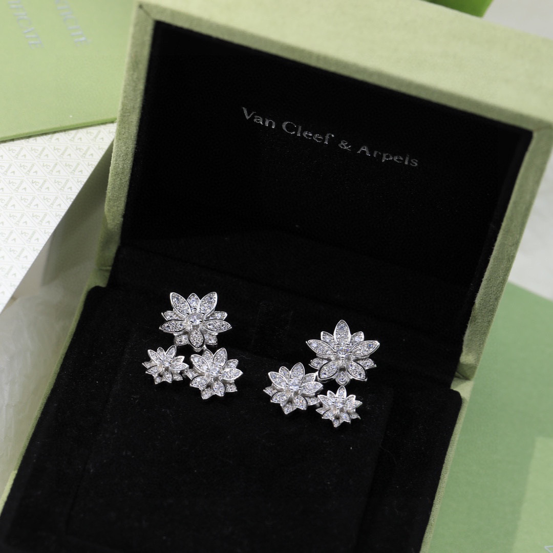 Van Cleef Arpels Lotus earrings 18k white gold diamond 16mm width per earring