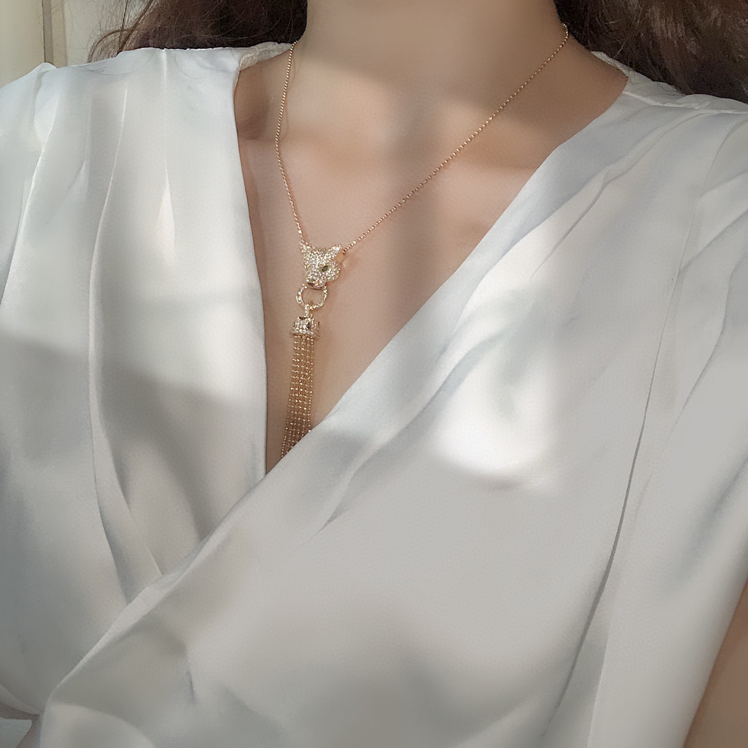 Cartier Panthere de Cartier Tassel Pendant Necklace necklace Rose gold paved with diamonds emerald eyes black onyx nose accents 42cm
