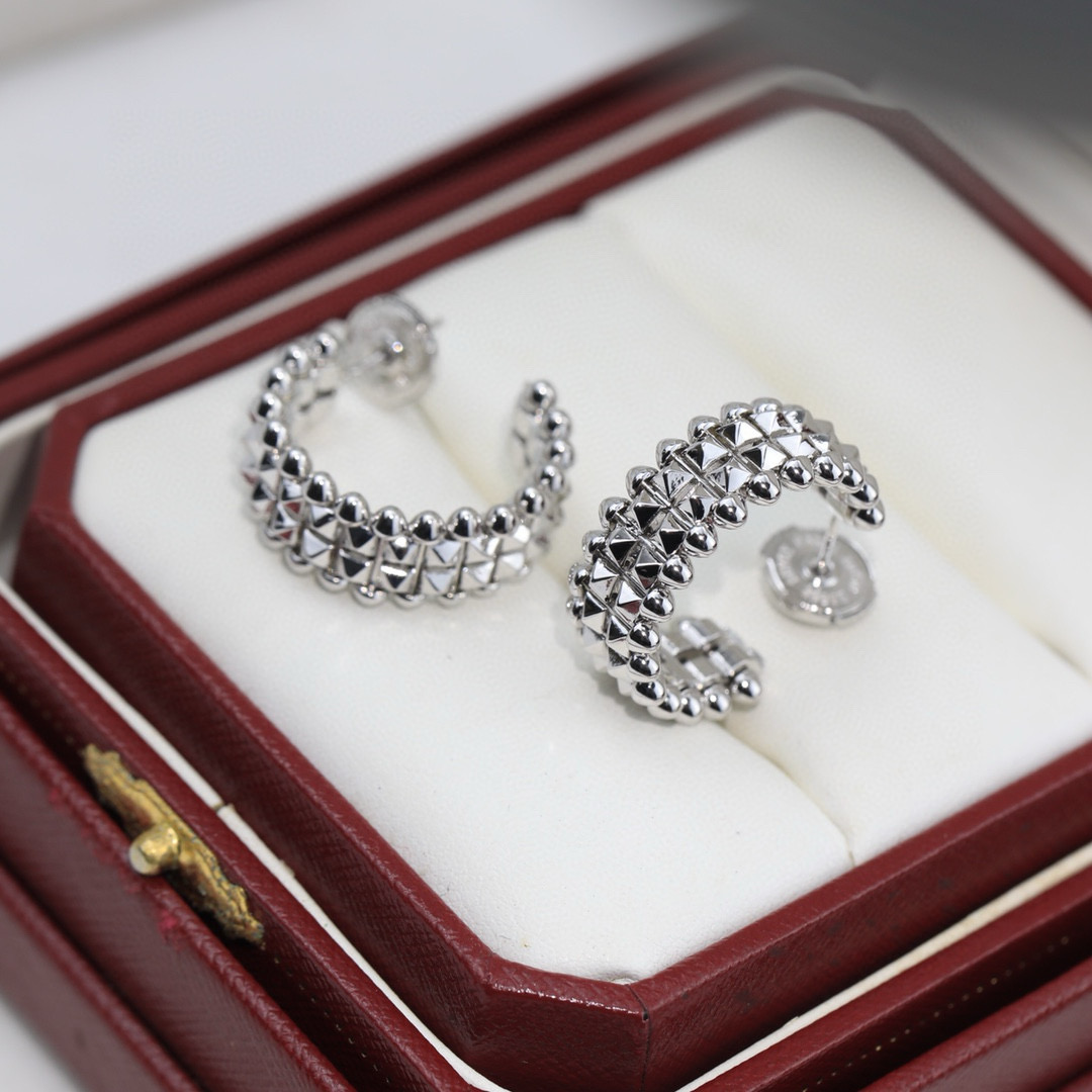 Cartier Clash de Cartier earrings 18k rose gold no gemstones 1 4cm hoop diameter