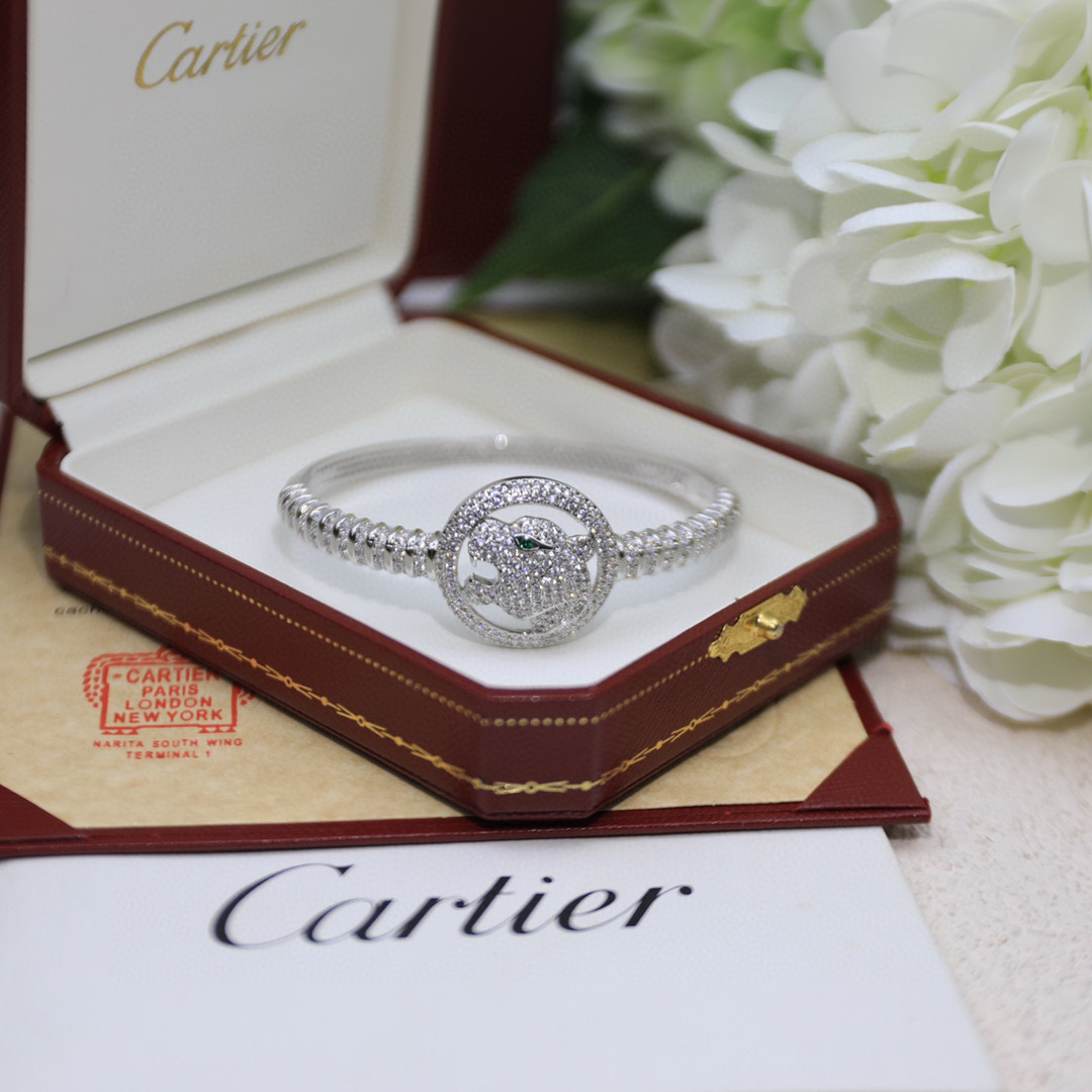 Cartier Panthere de Cartier bracelet 18K white gold pave diamonds emerald 17