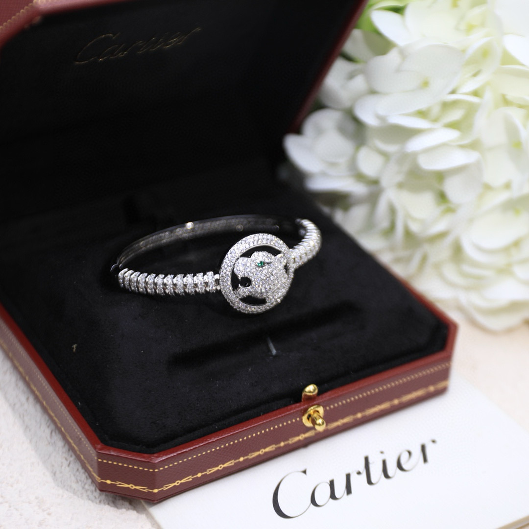 Cartier Panthere de Cartier bracelet 18K white gold pave diamonds emerald 17