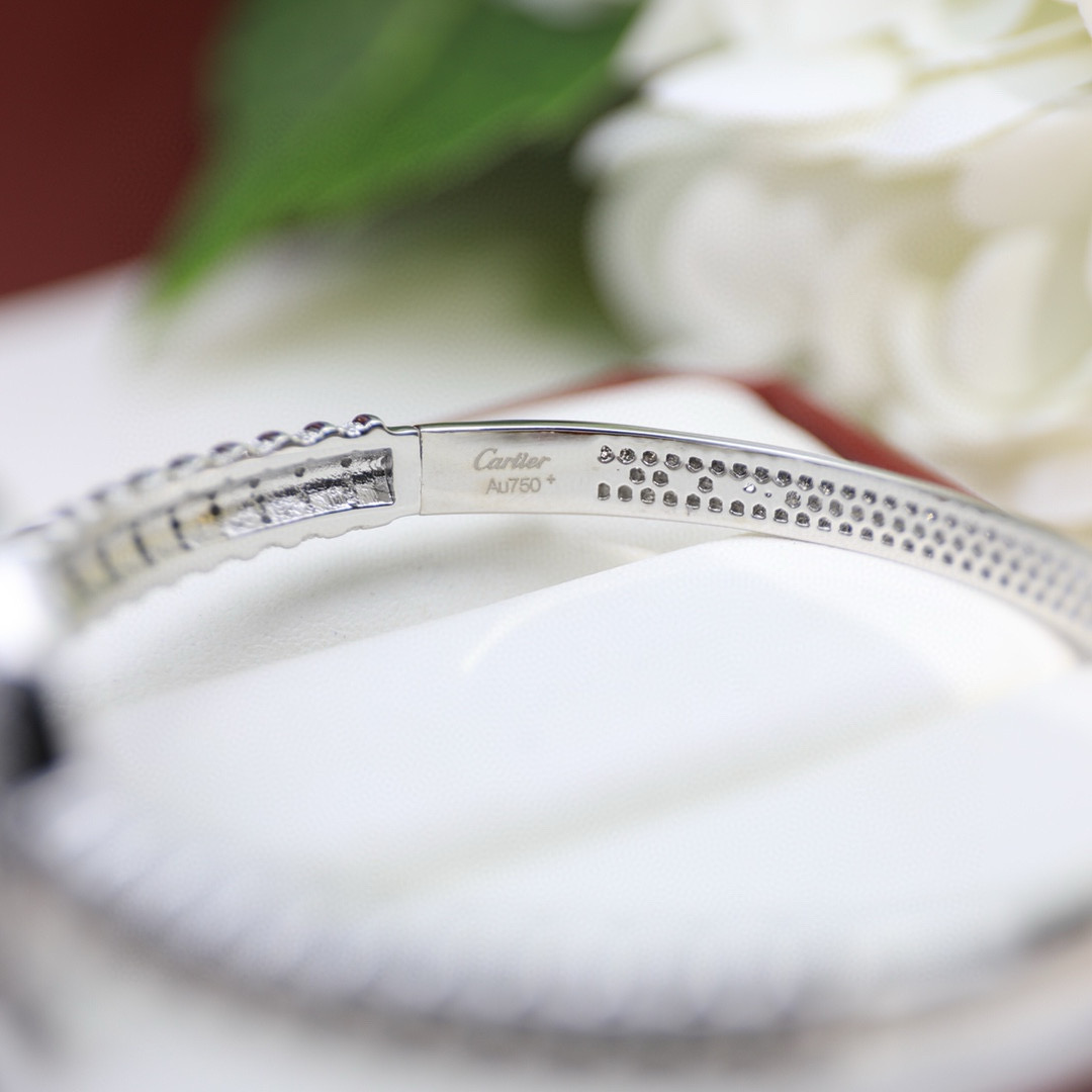 Cartier Panthere de Cartier bracelet 18K white gold pave diamonds emerald 17