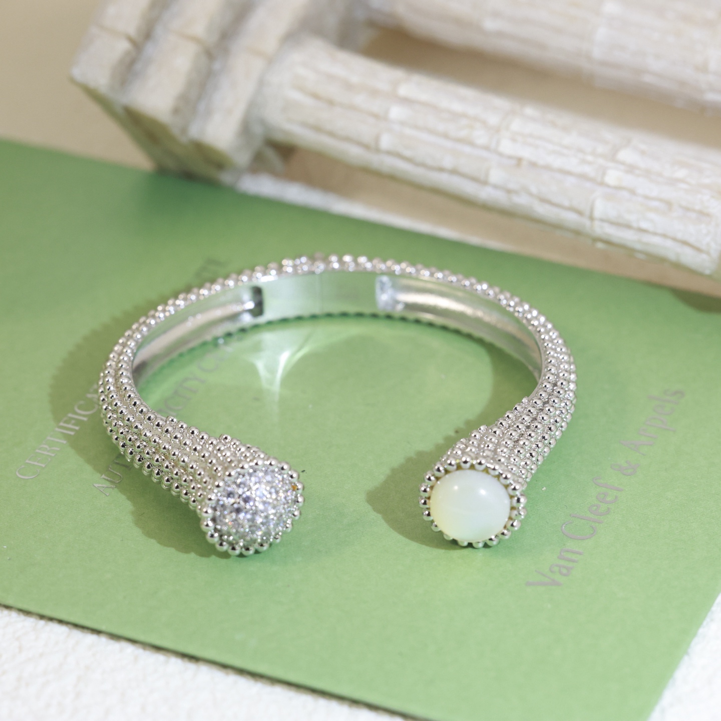 Van Cleef Arpels Perlee bracelet 18k white gold white mother-of-pearl diamond 17cm