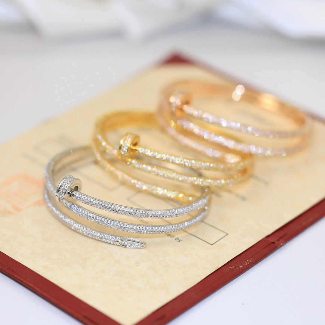 Cartier Juste un Clou bracelet 18k gold with full-pave clear diamonds 17