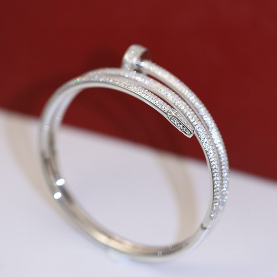 Cartier Juste un Clou bracelet 18k gold with full-pave clear diamonds 17