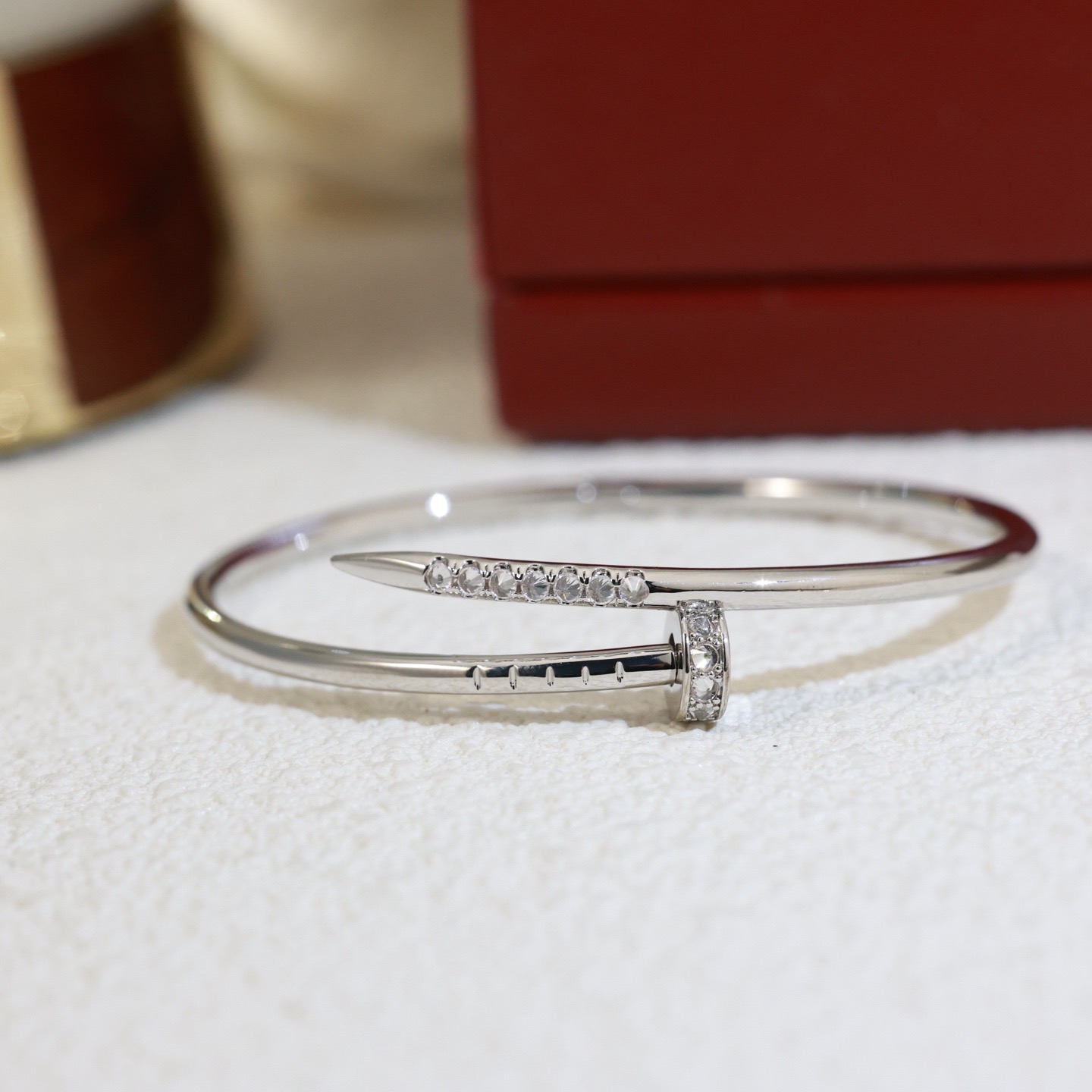 Cartier Juste un Clou bracelet 18k rose gold with clear diamonds 17