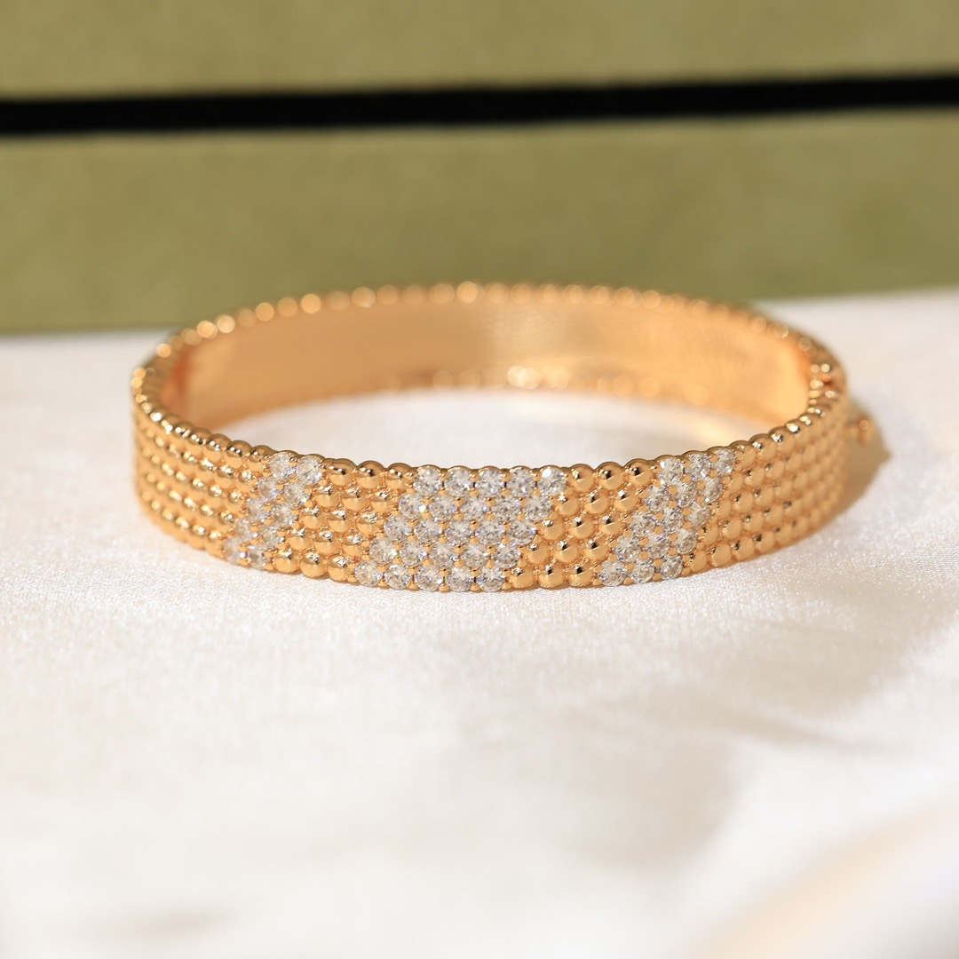 Van Cleef Arpels Perlee bracelet 18k rose gold with clear diamond pave 17cm