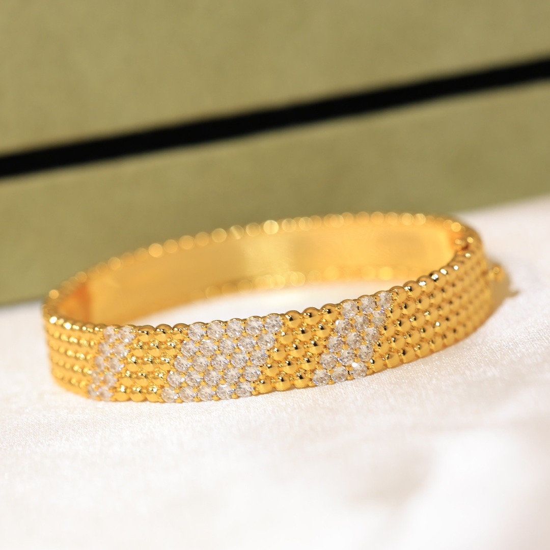 Van Cleef Arpels Perlee bracelet 18k rose gold with clear diamond pave 17cm