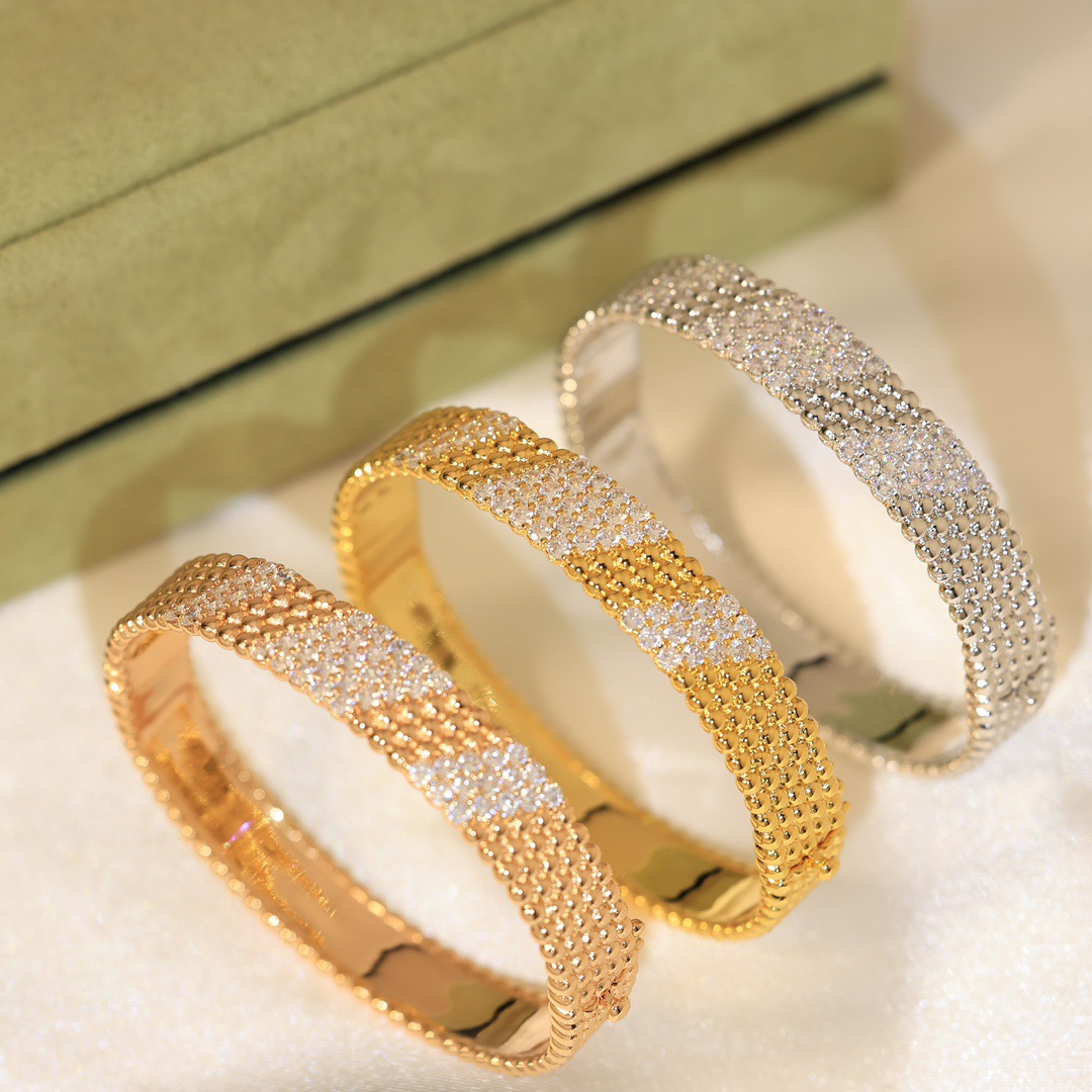 Van Cleef Arpels Perlee bracelet 18k rose gold with clear diamond pave 17cm