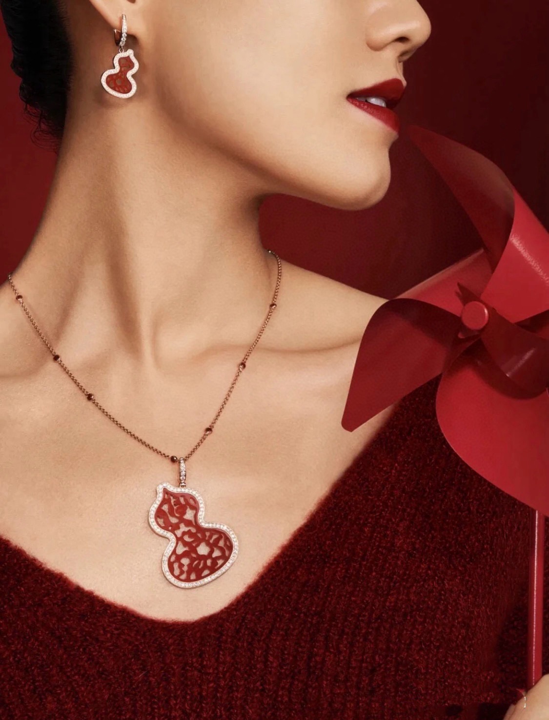 Qeelin Kirin Gourd Wulu Lace necklace rose gold metal red enamel clear diamond accents adjustable chain