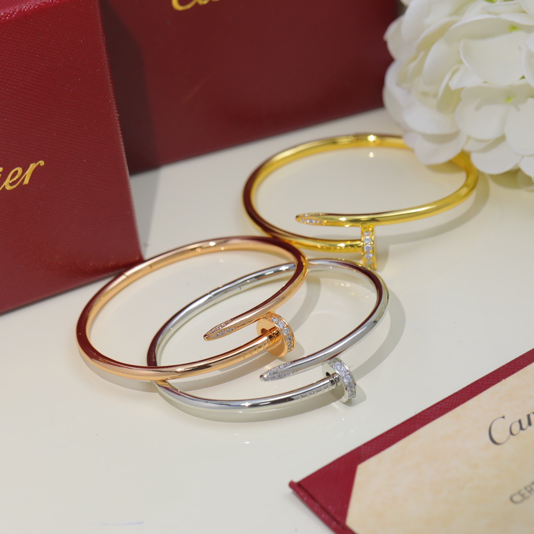 Cartier Juste un Clou bracelet 18k rose gold with clear diamond accents 17