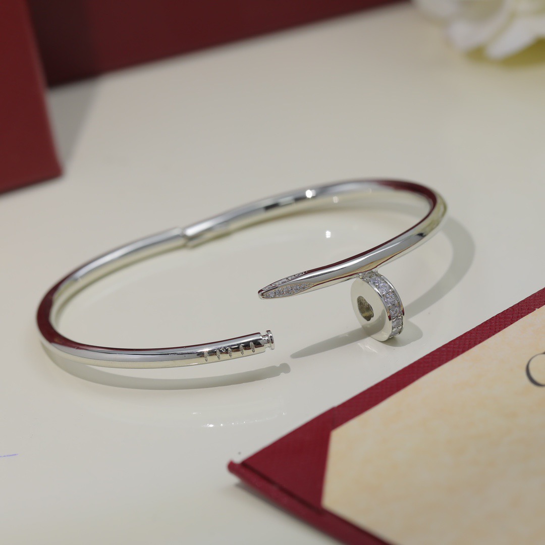 Cartier Juste un Clou bracelet 18k rose gold with clear diamond accents 17