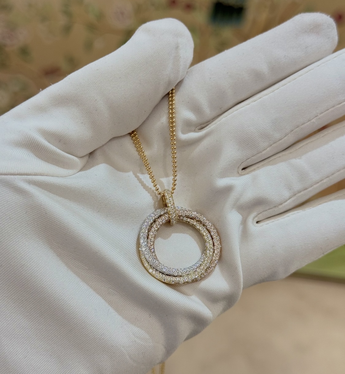 Cartier Trinity necklace Tri-tone gold yellow white rose gold with clear diamond pave 45cm