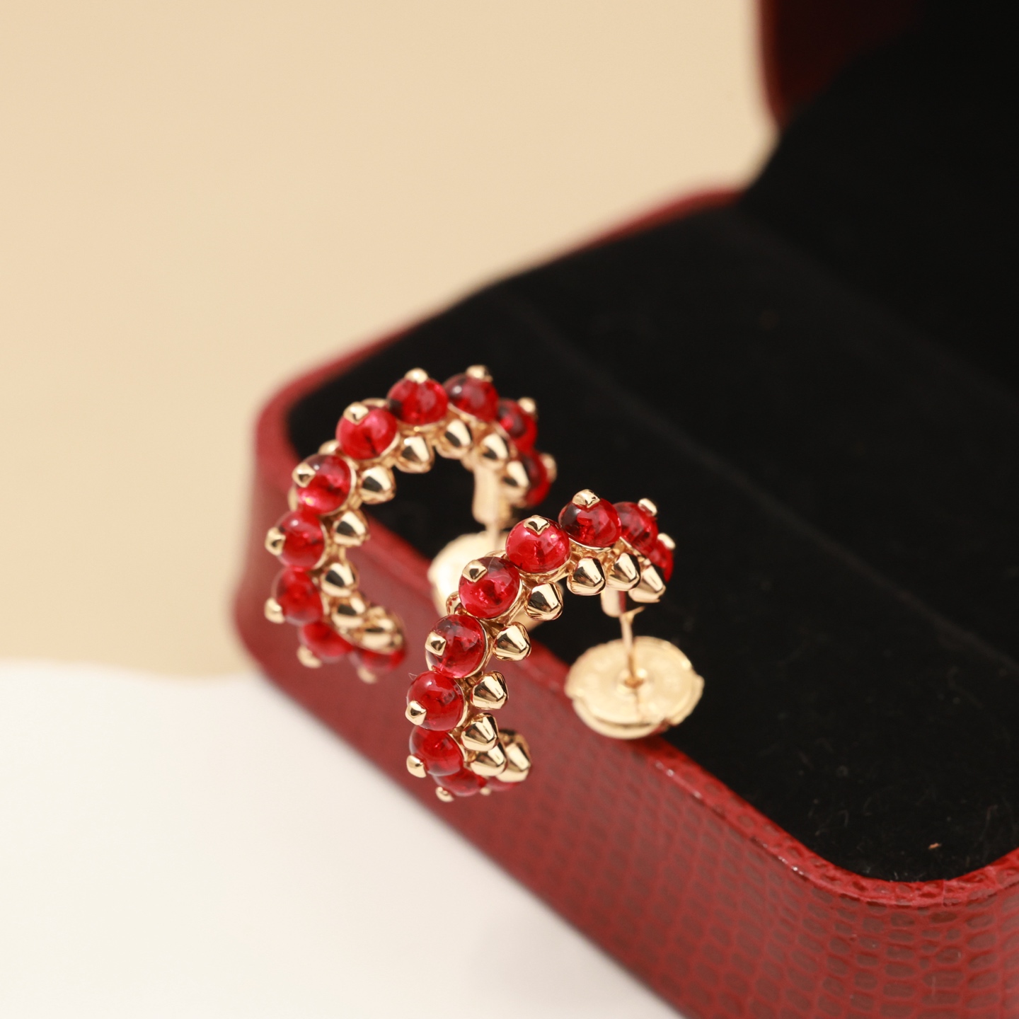 Cartier Clash de Cartier earrings rose gold with red gemstones 12mm hoop diameter