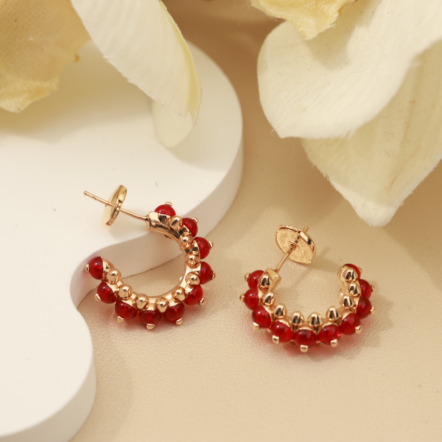 Cartier Clash de Cartier earrings rose gold with red gemstones 12mm hoop diameter