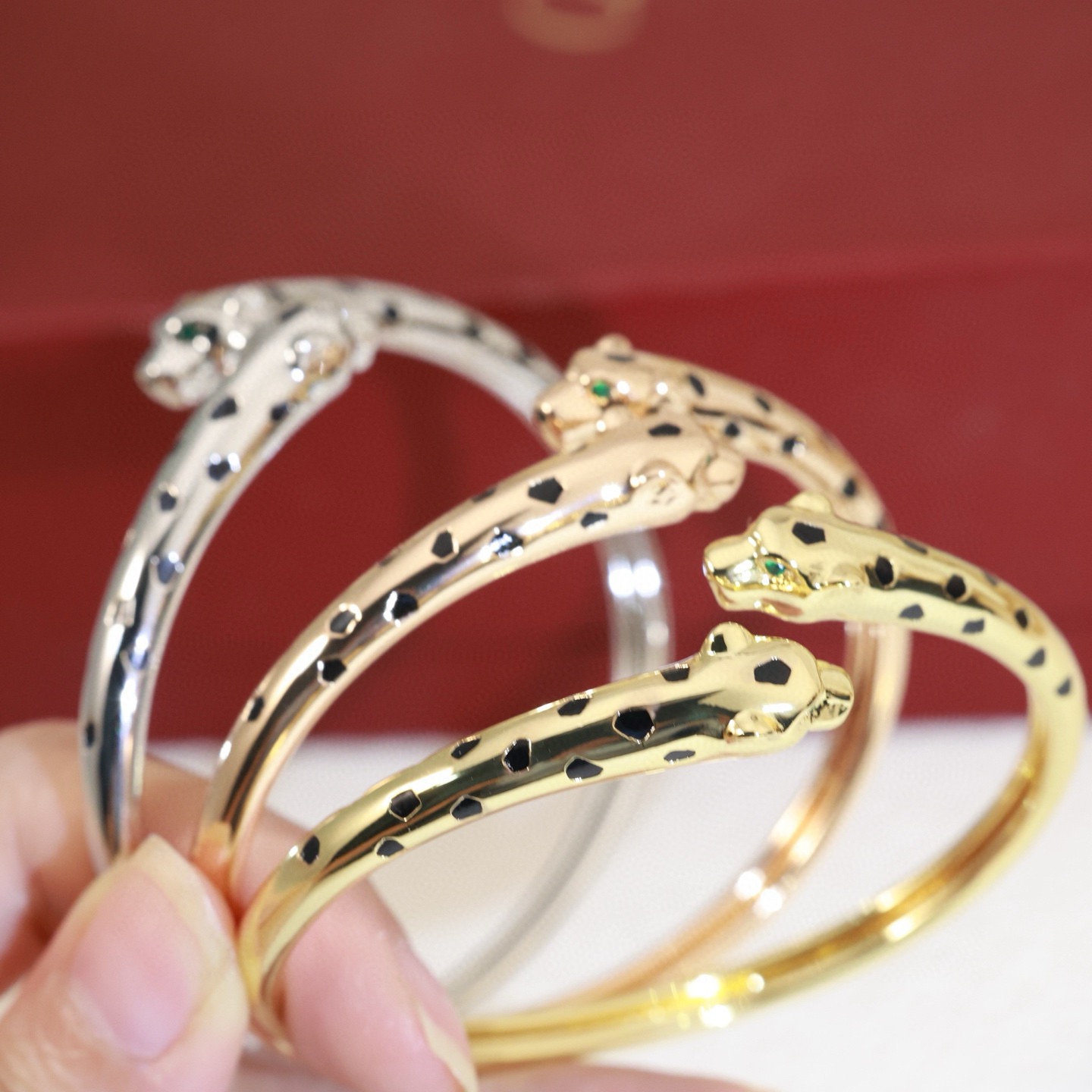Cartier Panthere de Cartier bracelet 18K rose gold with black lacquer panther spots 17