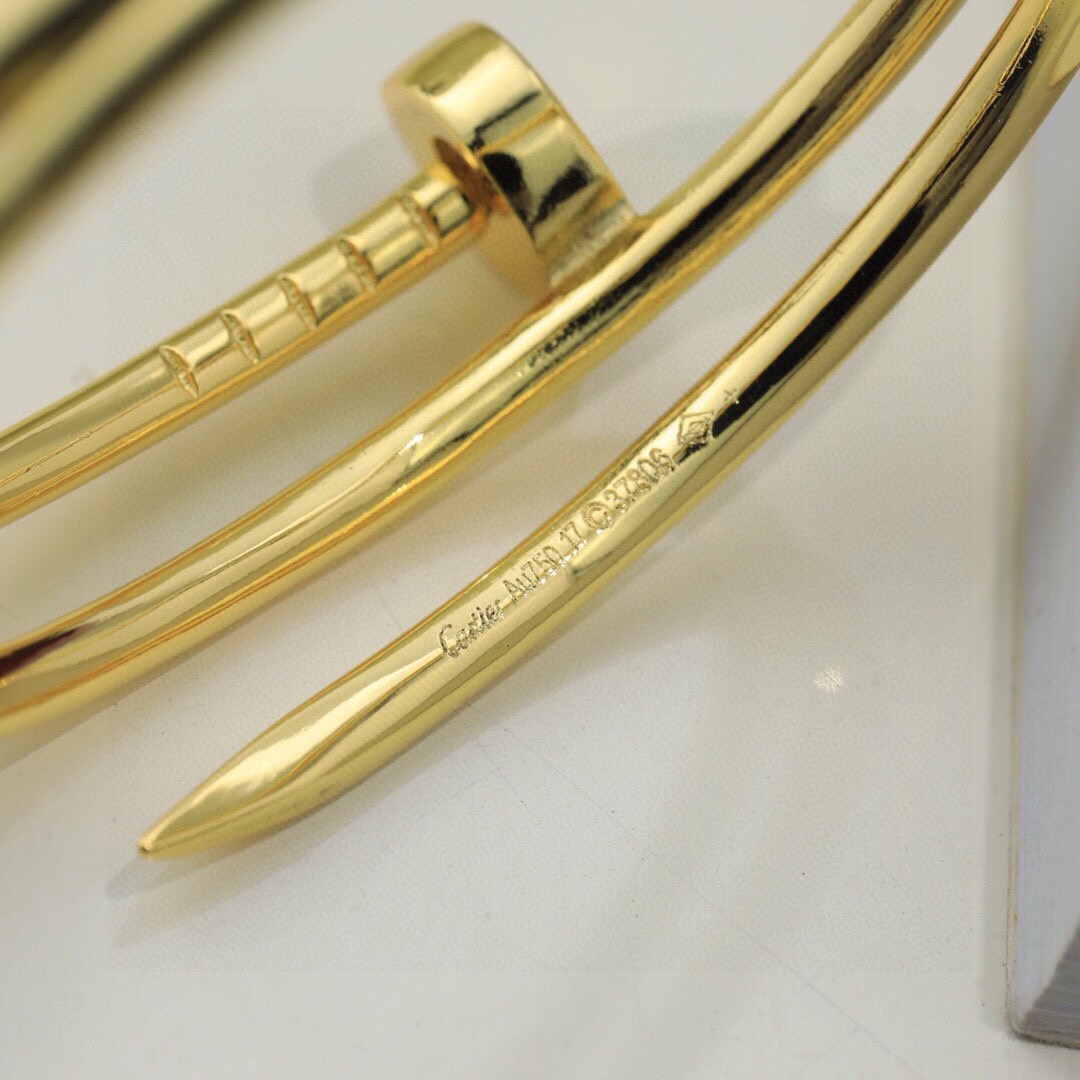 Cartier Juste un Clou bracelet 18k yellow gold 18k rose gold 18k white gold no gemstones 17