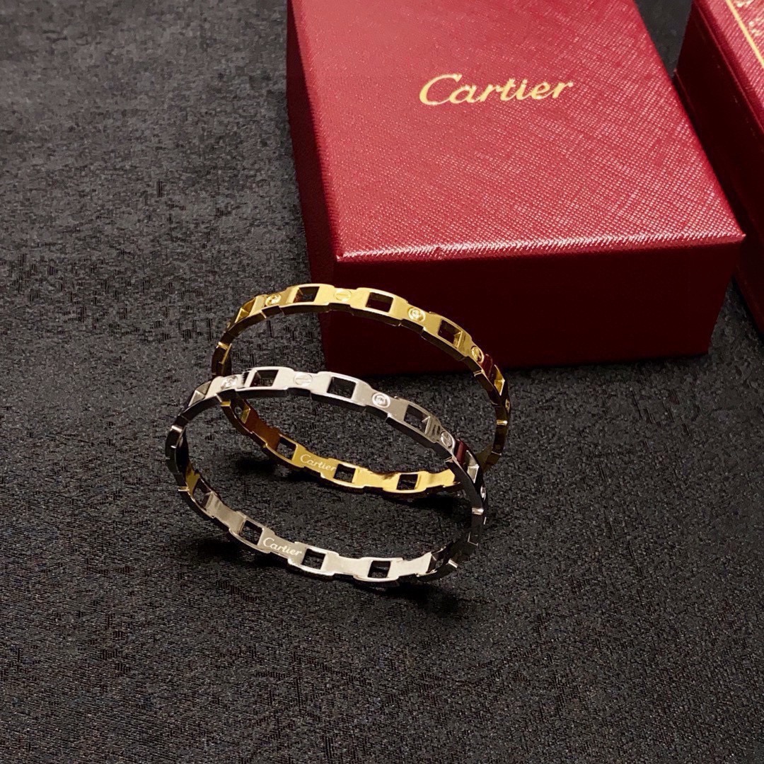 Cartier Love Chain Bracelet bracelet 18k yellow gold 18k white gold clear diamond accents 17cm